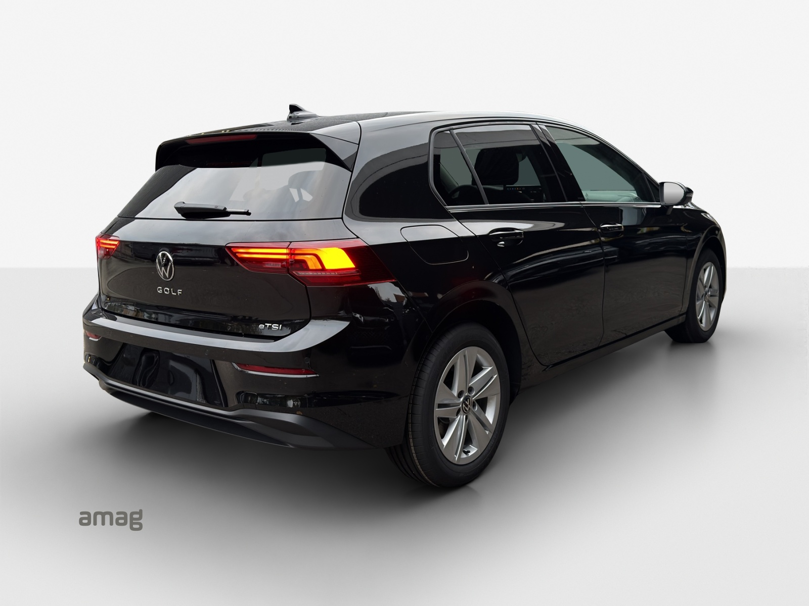VW Golf 1.5 e TSI mHEV Trend DSG-image-4