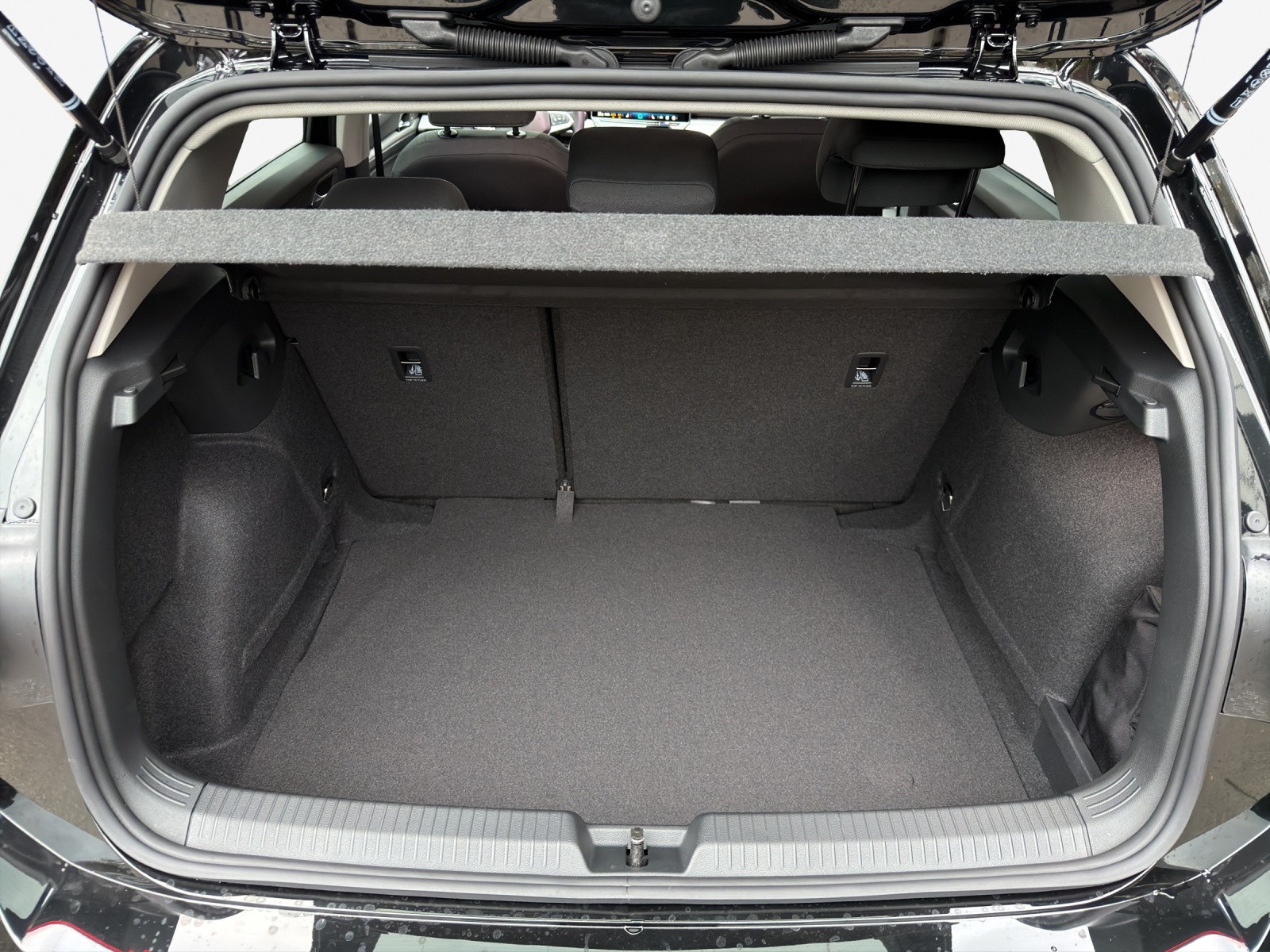 VW Golf 1.5 e TSI mHEV Trend DSG-image-12