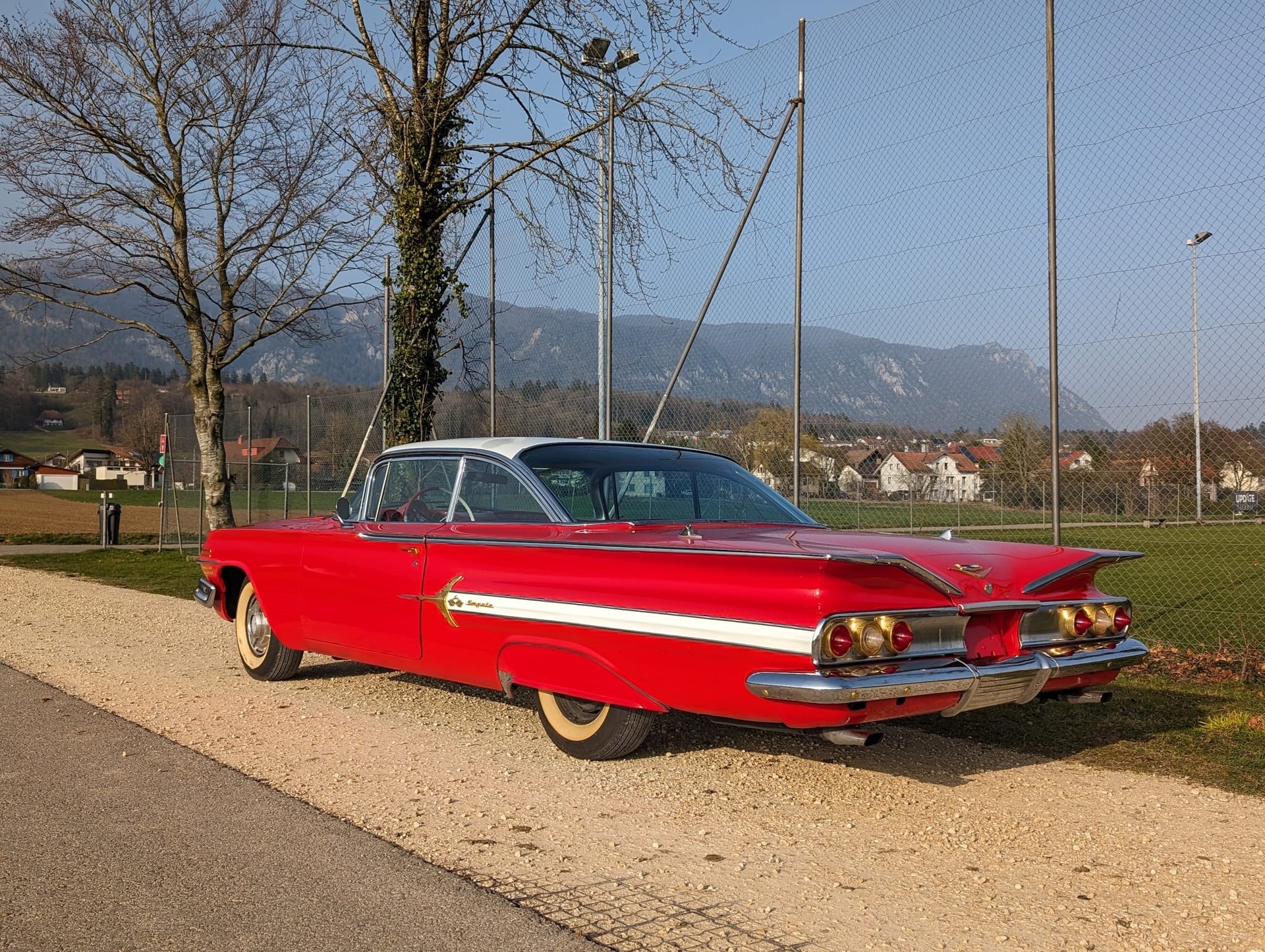 CHEVROLET Impala-image-5