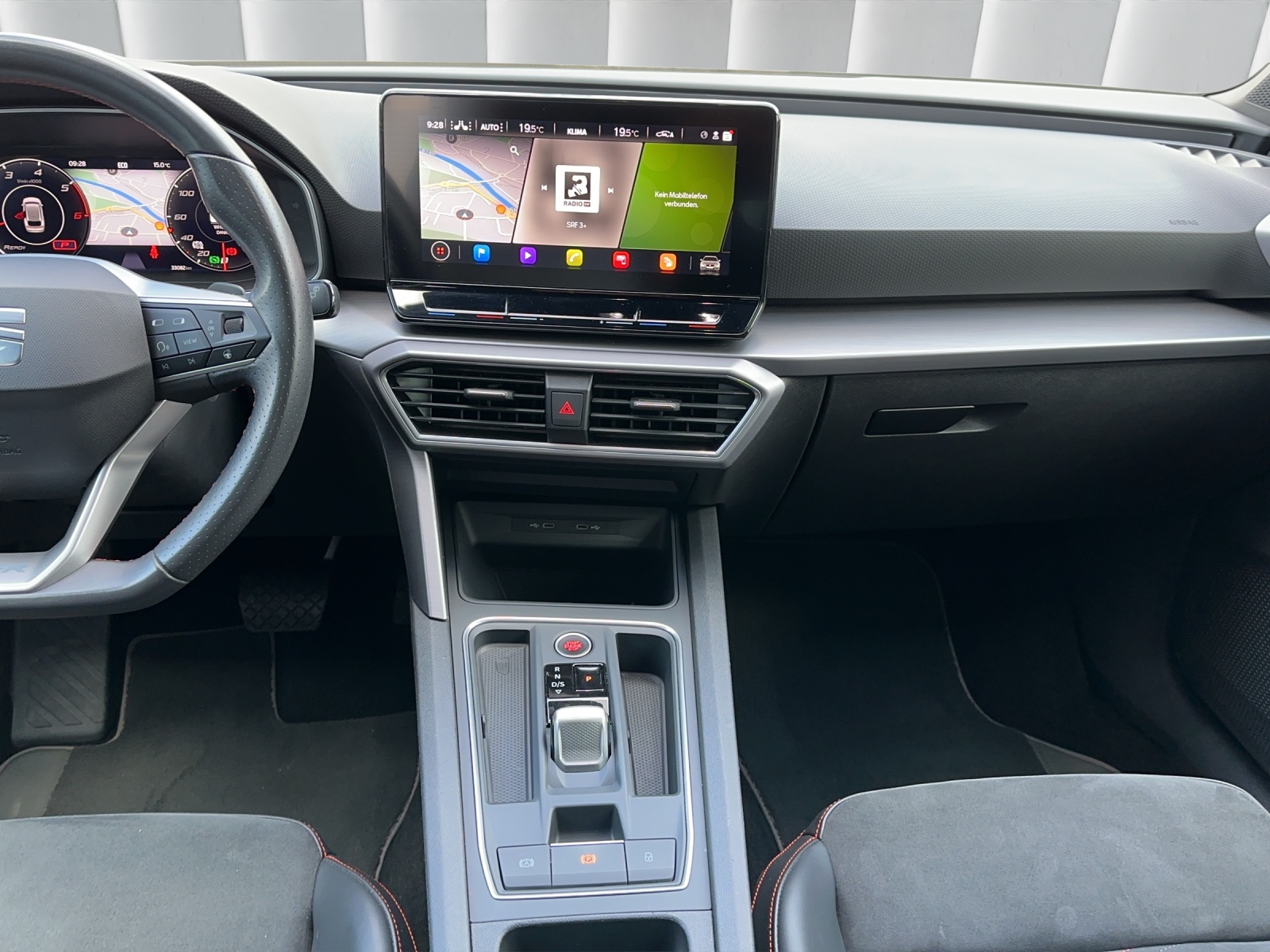 SEAT Leon ST 2.0 TDI Hola FR 4Drive DSG-image-9