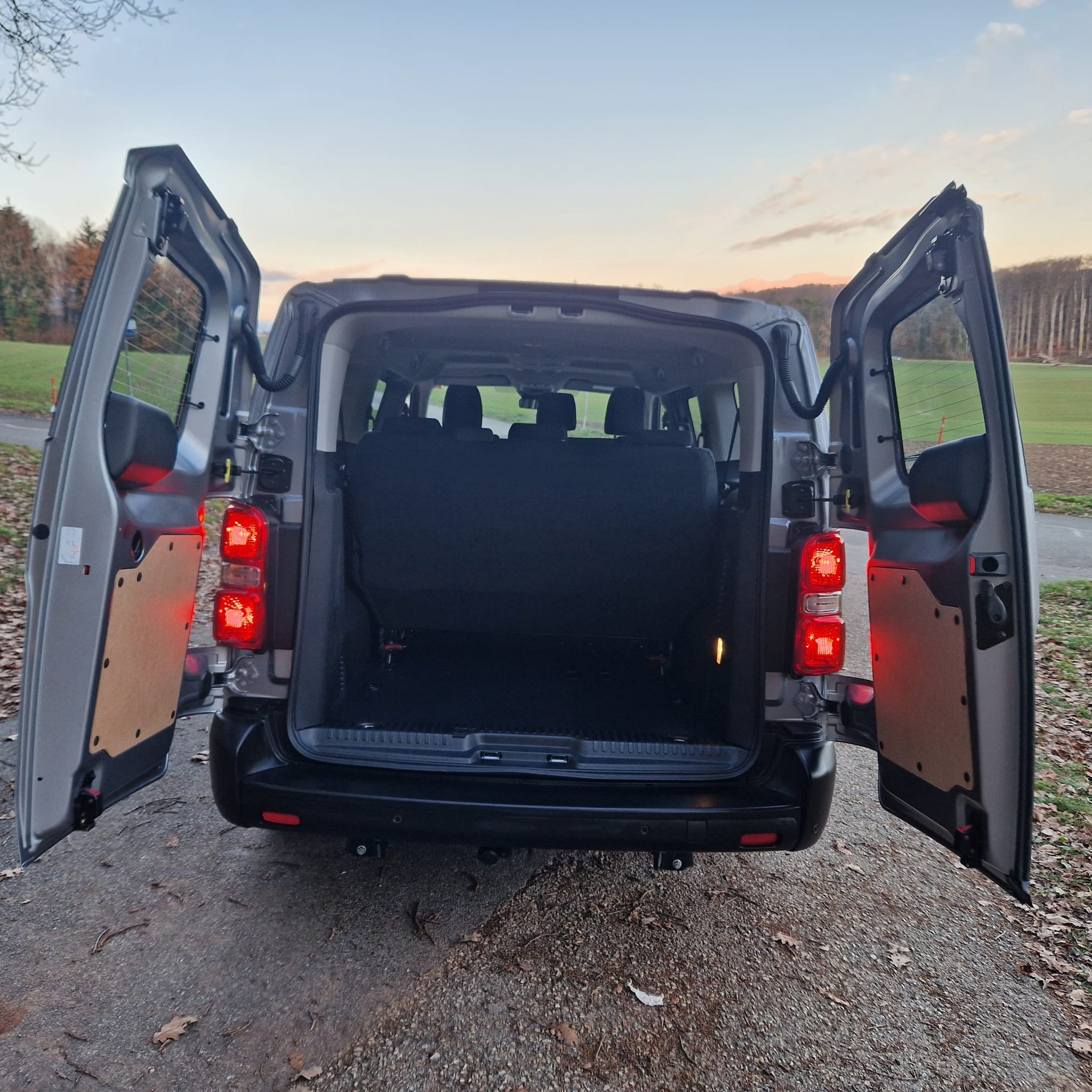 OPEL Vivaro Combi 2.0 CDTI s/s XL-image-12