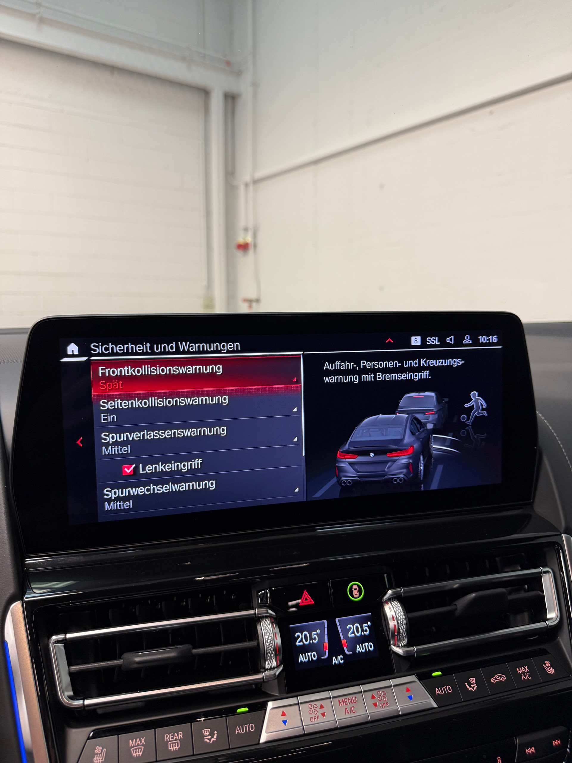 BMW M8 xDrive M Competition Steptronic Garantie & GRATISSERVICE / Aktionsleasing ab 999.--image-24