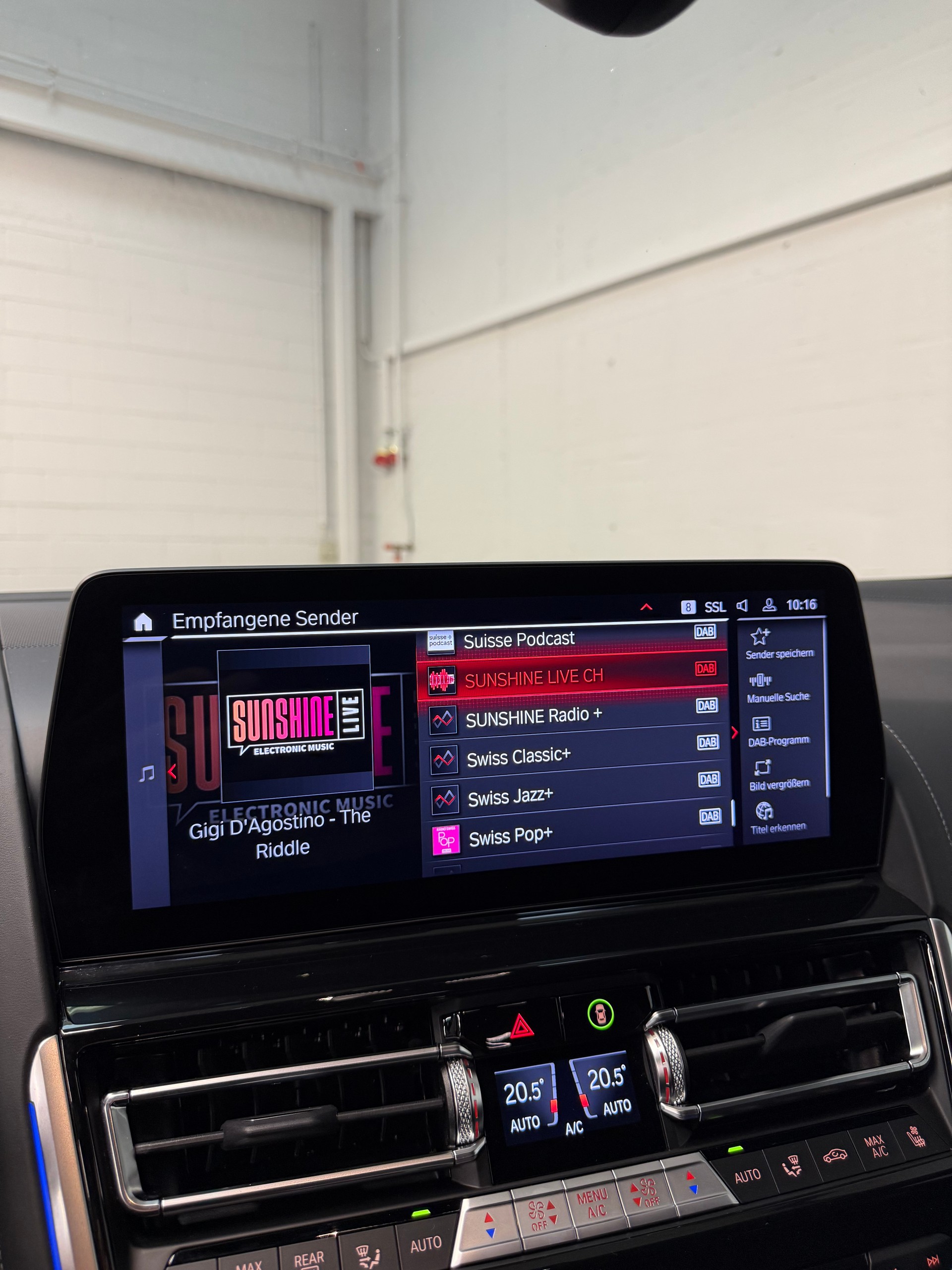 BMW M8 xDrive M Competition Steptronic Garantie & GRATISSERVICE / Aktionsleasing ab 999.--image-23