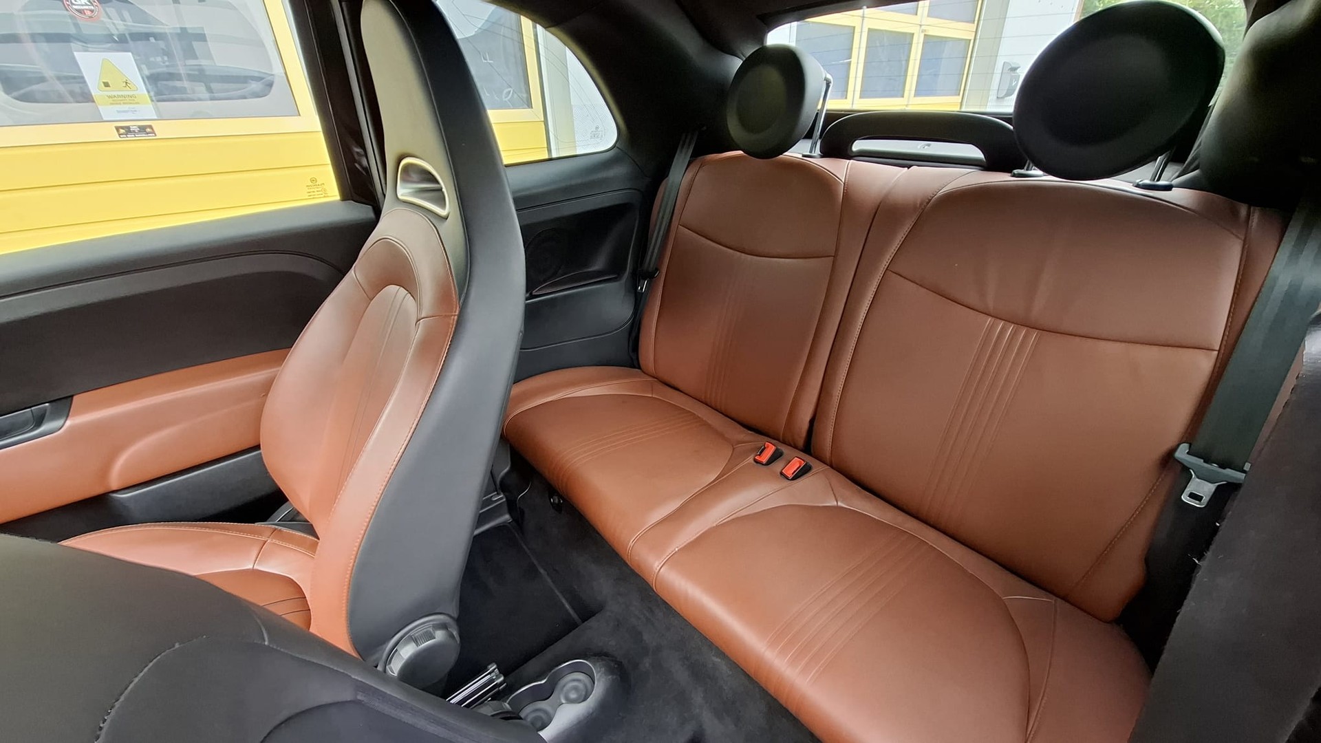 FIAT 595 1.4 16V Turbo Abarth Turismo-image-11