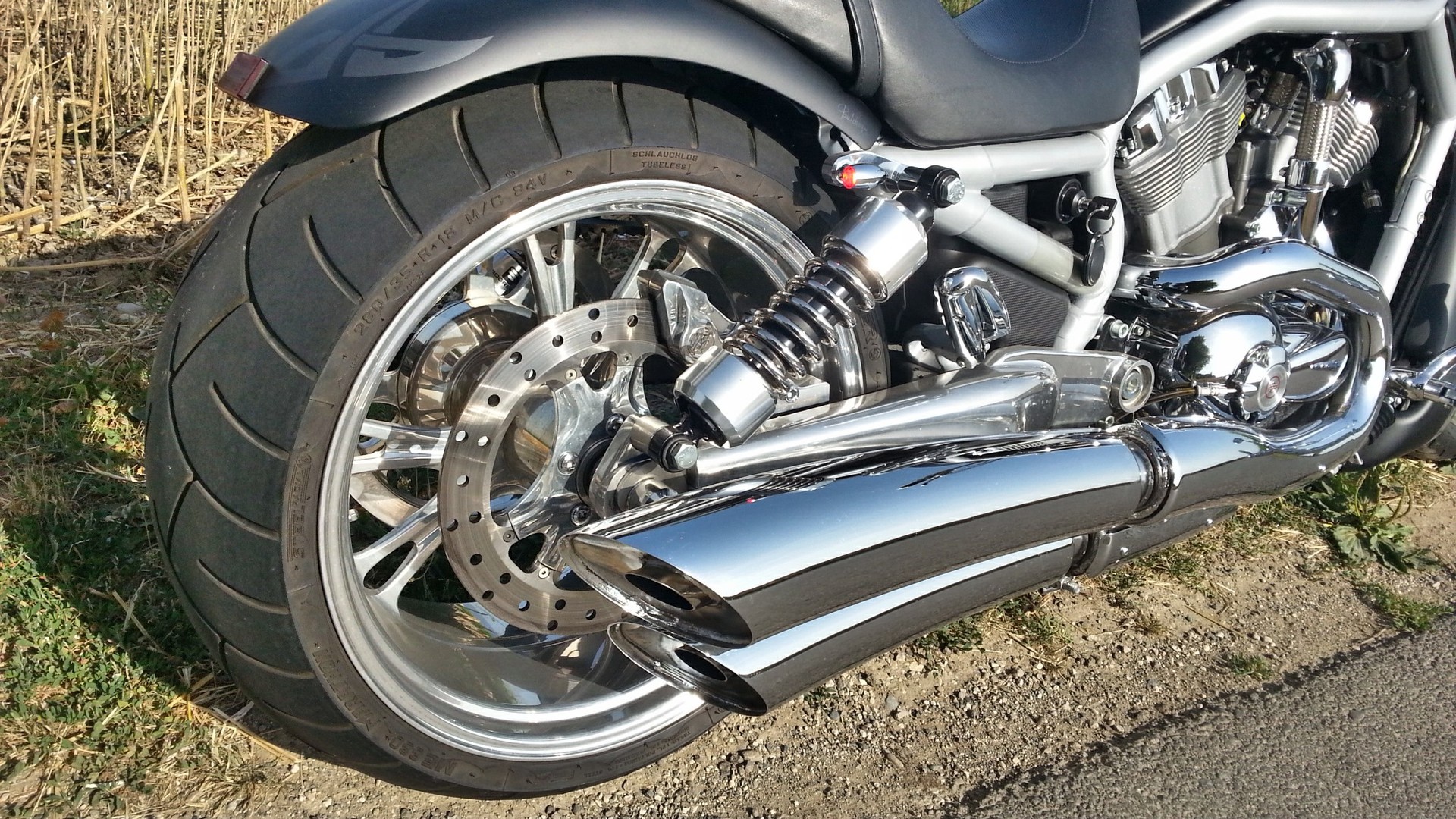 HARLEY-DAVIDSON VRSCA V-Rod 1200 expertisée & homologuée-image-5
