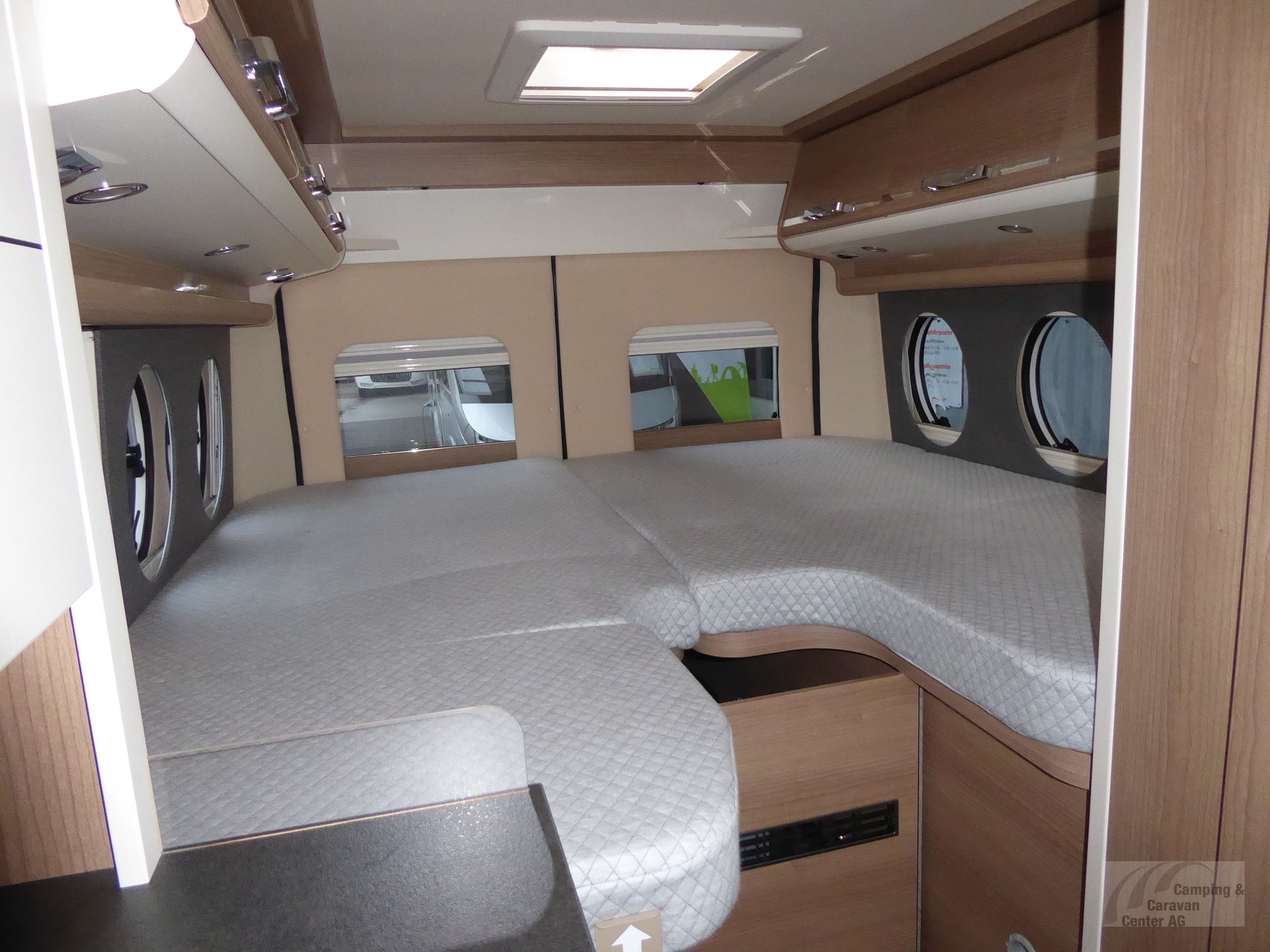 MALIBU Van diversity 640 LE K Coupé-image-8