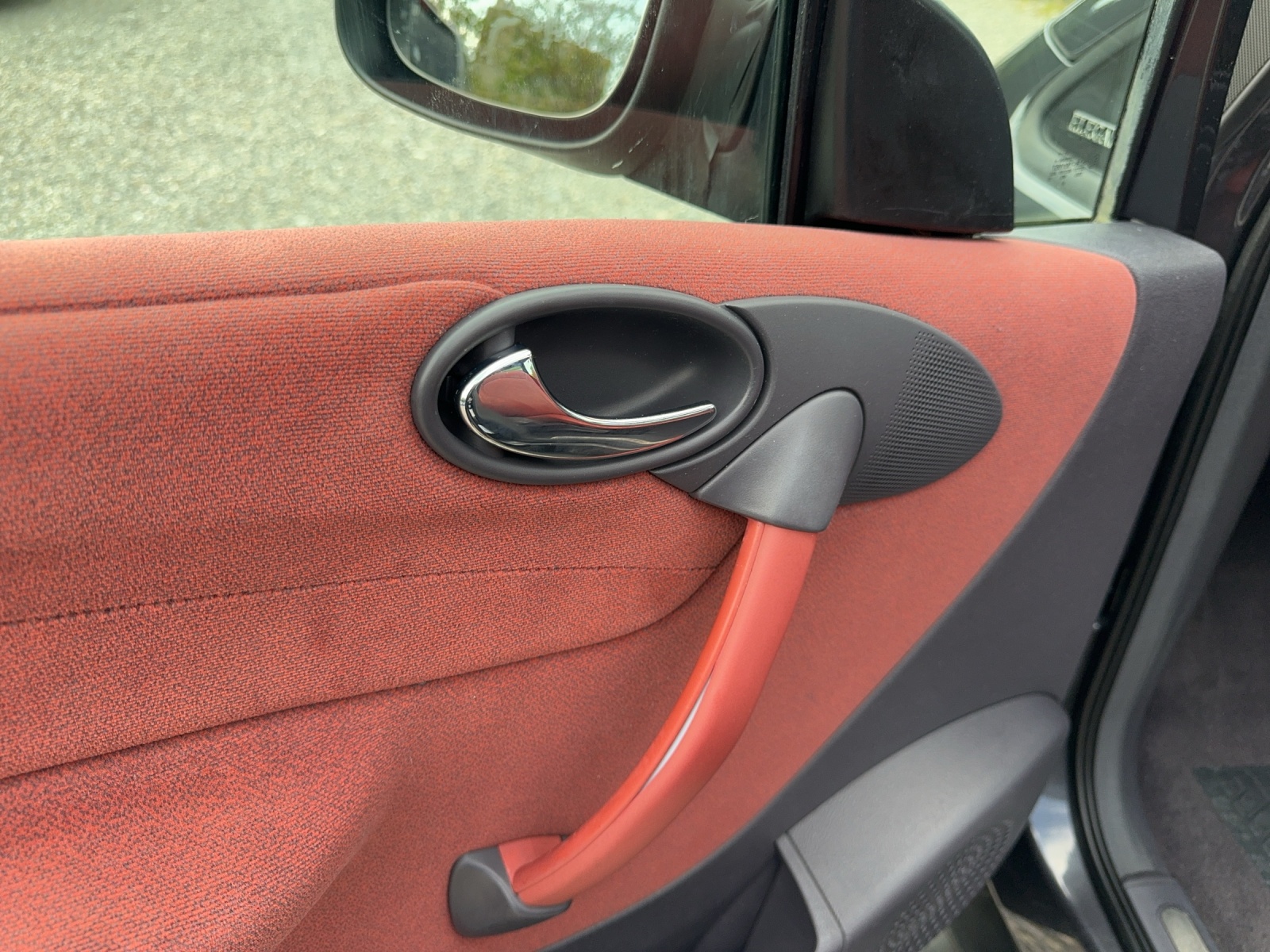 MERCEDES-BENZ A 190 Avantgarde-image-9