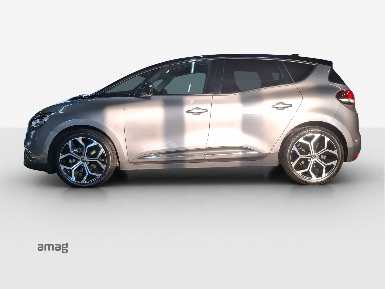RENAULT Scénic 1.3 16V Turbo Intens EDC-showroom-element-1