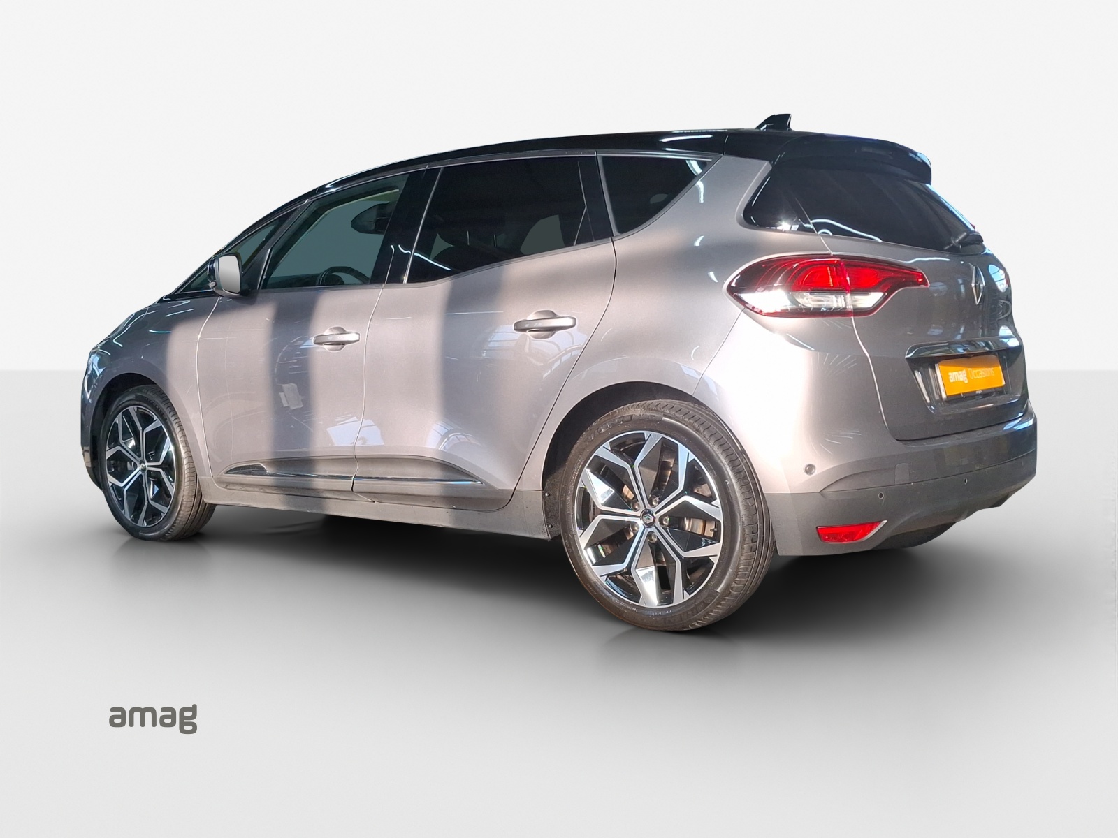 RENAULT Scénic 1.3 16V Turbo Intens EDC-showroom-element-2
