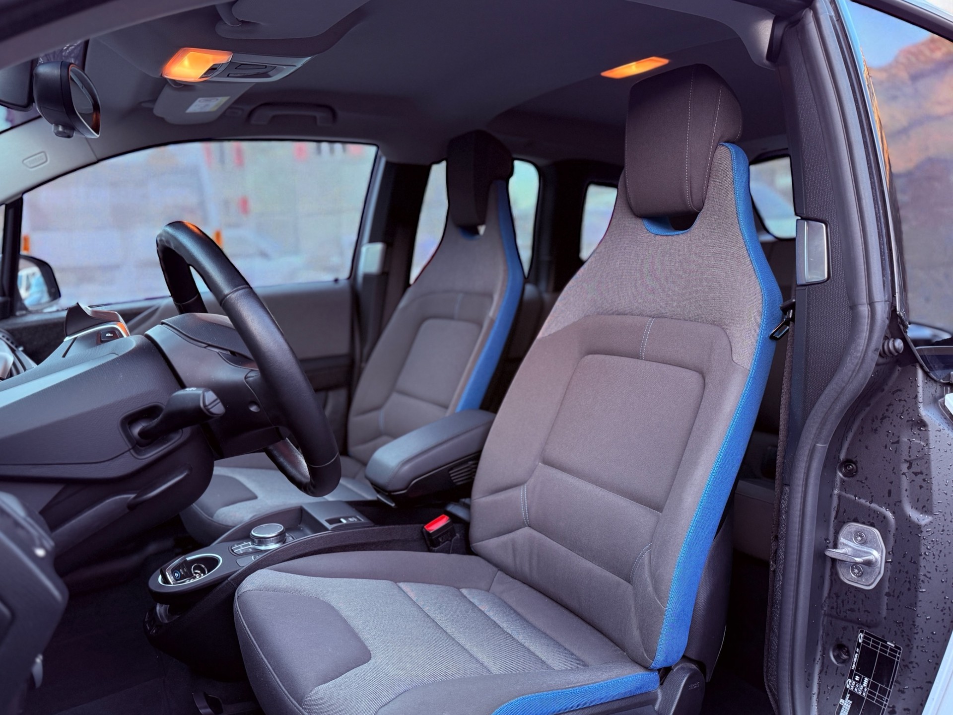 BMW i3s (120Ah) Fleet Edition-image-6