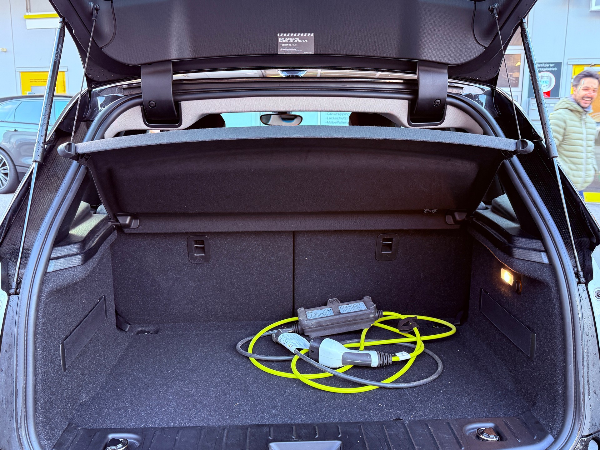 BMW i3s (120Ah) Fleet Edition-image-9