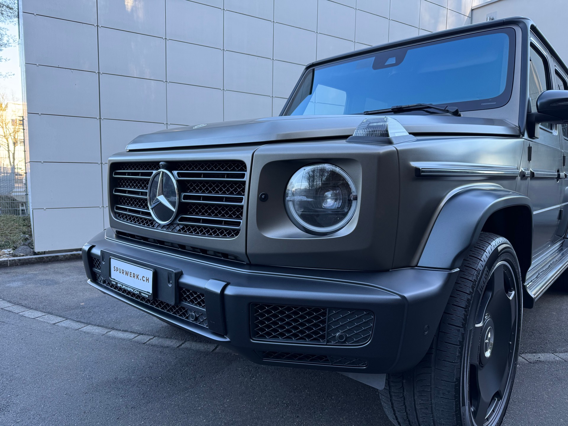 MERCEDES-BENZ G 400 d Stronger Than Time Edition 9G-Tronic-showroom-element-2