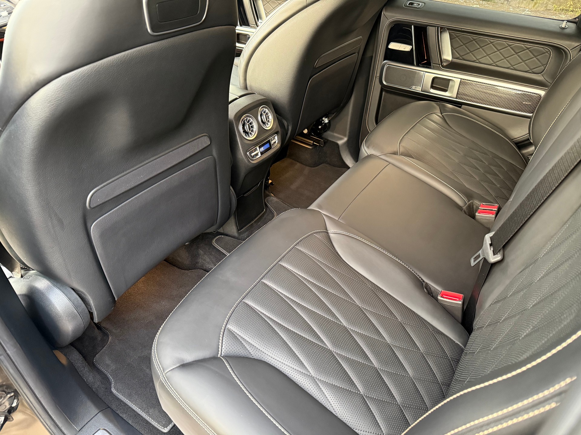 MERCEDES-BENZ G 400 d Stronger Than Time Edition 9G-Tronic-image-11