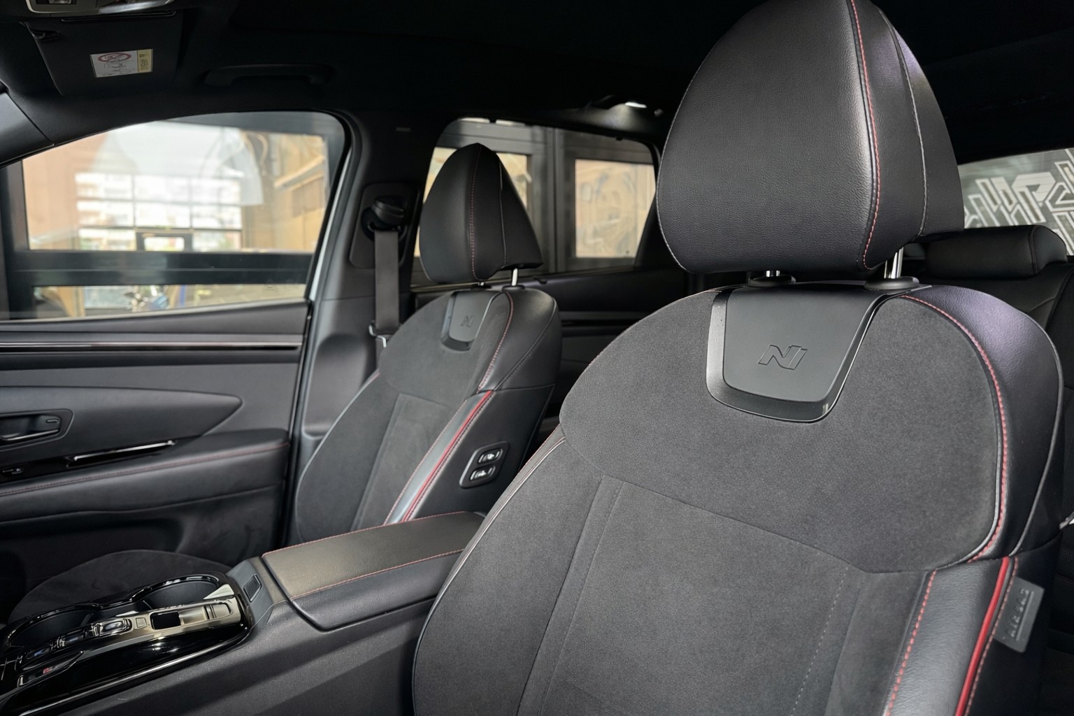HYUNDAI Tucson 1.6 TGDI HEV N Line LUX pack 4WD-image-11