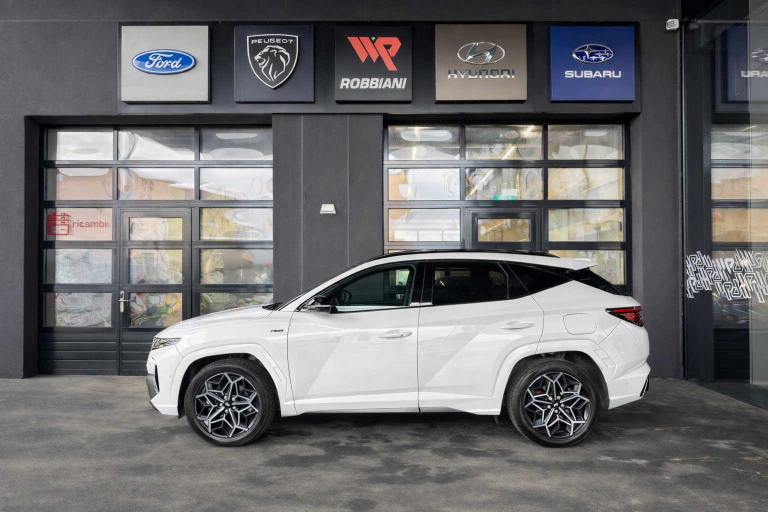 HYUNDAI Tucson 1.6 TGDI HEV N Line LUX pack 4WD-showroom-element-1