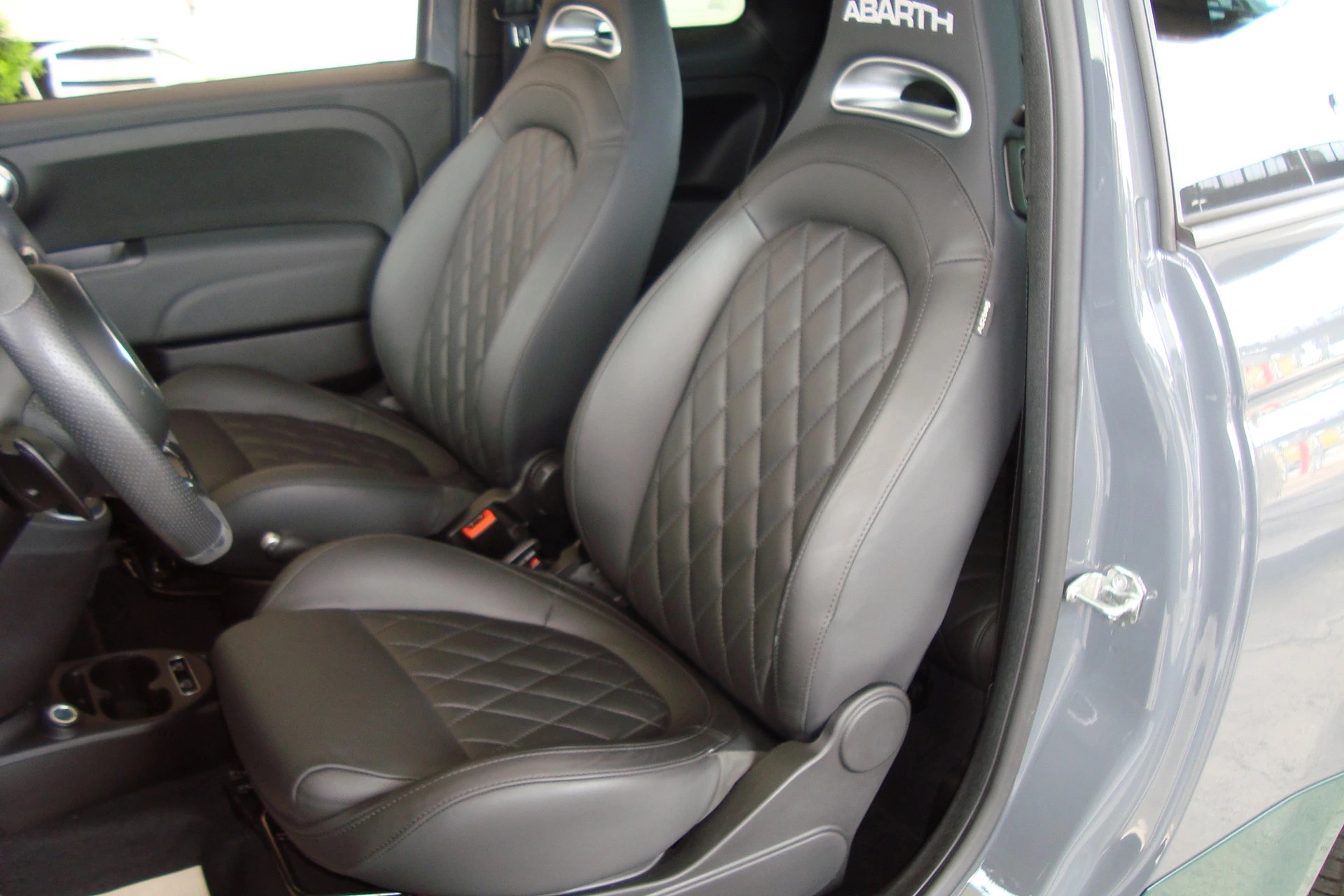FIAT 595 1.4 16V Turbo Abarth Competizione Dualogic-image-6