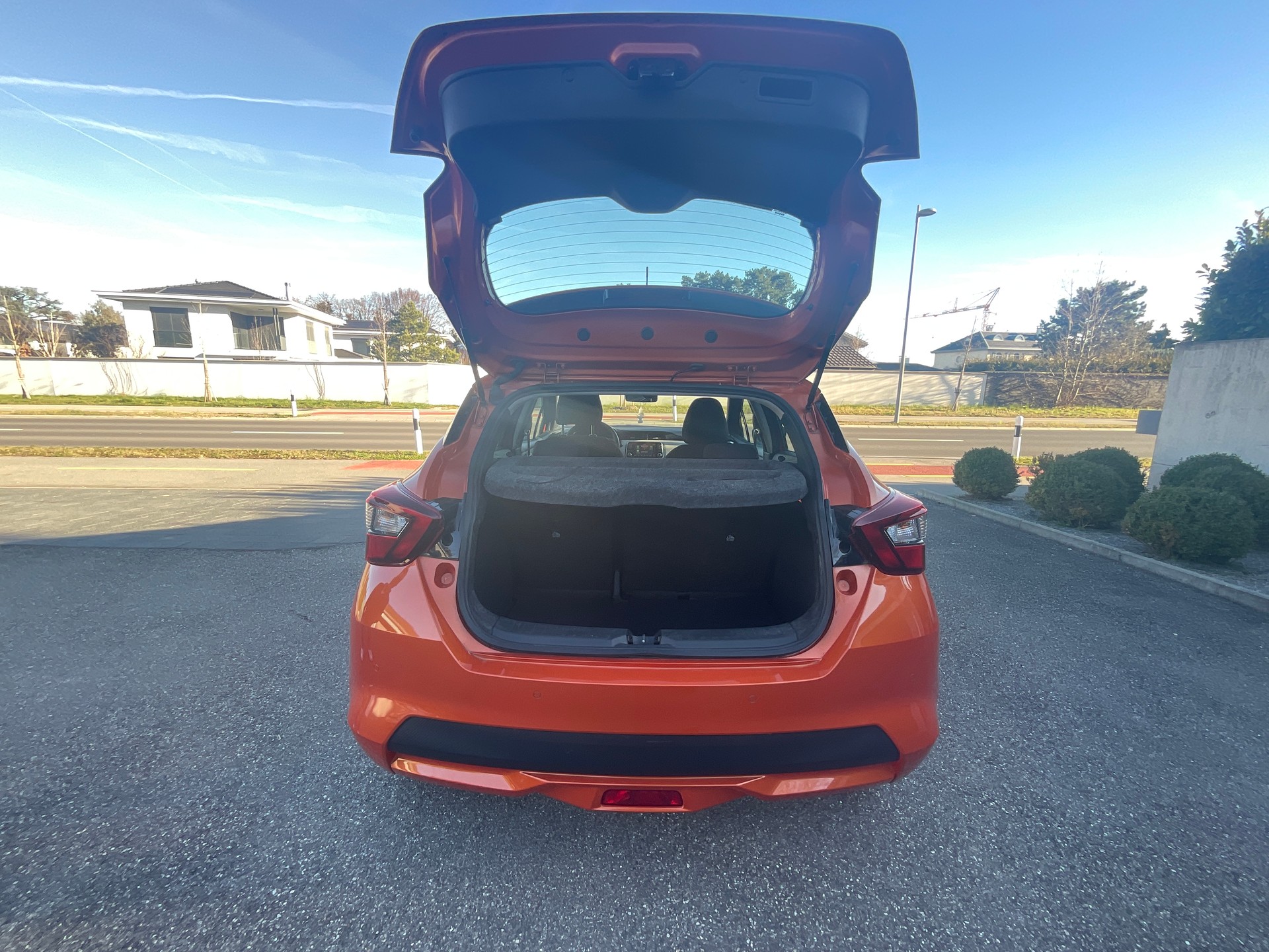 NISSAN Nissan Micra 1.0 IG-T Acenta-image-8