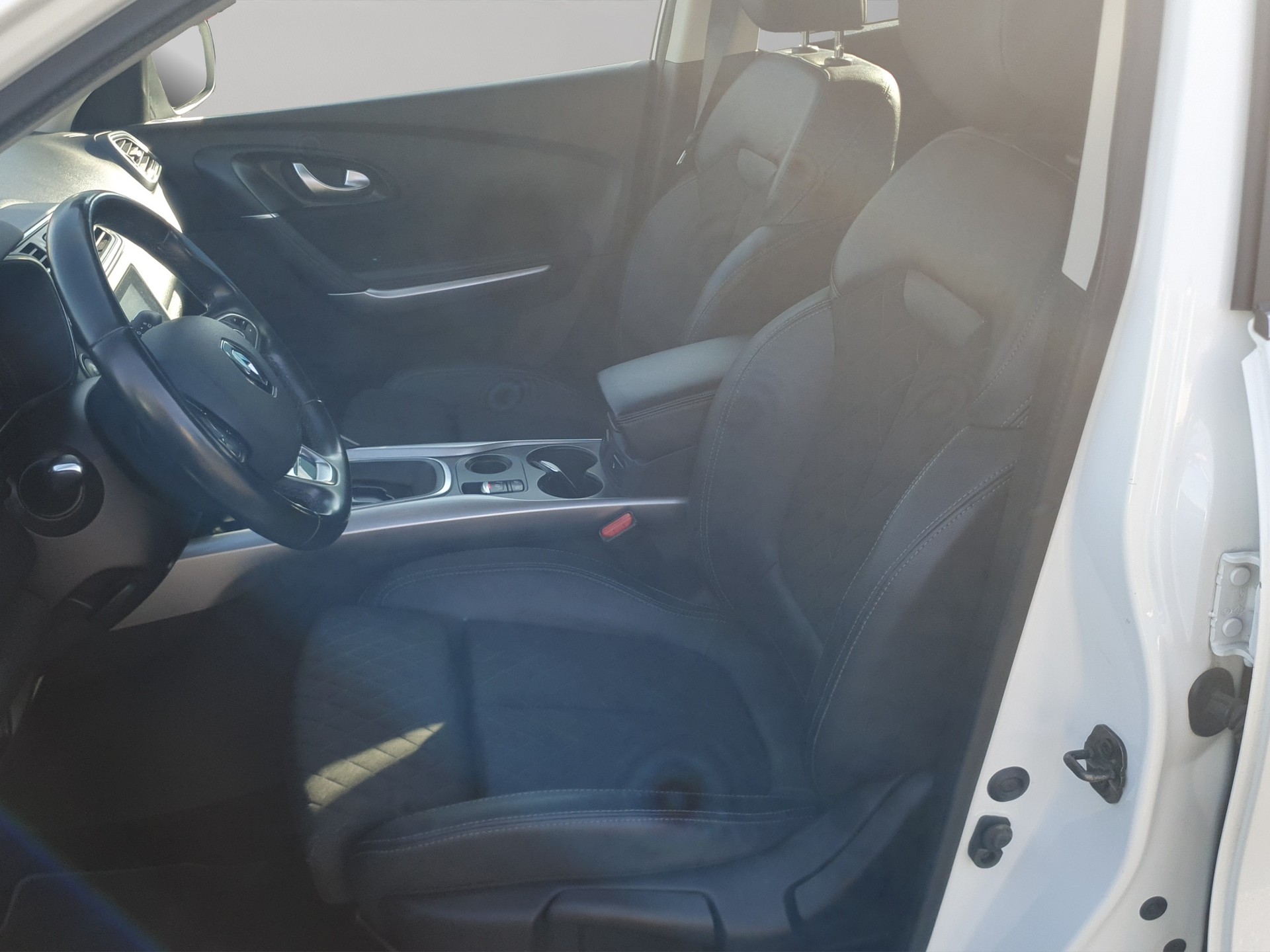 RENAULT Kadjar 1.3 16V Turbo Intens EDC-image-10