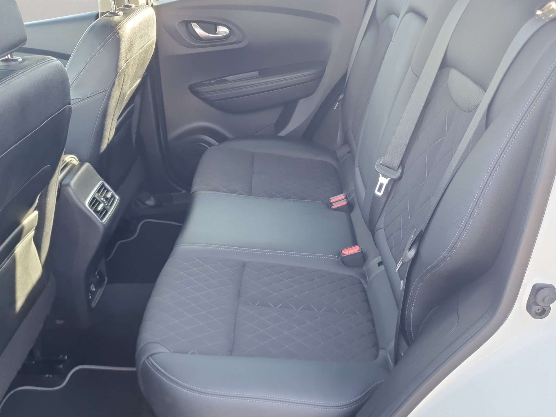RENAULT Kadjar 1.3 16V Turbo Intens EDC-image-14