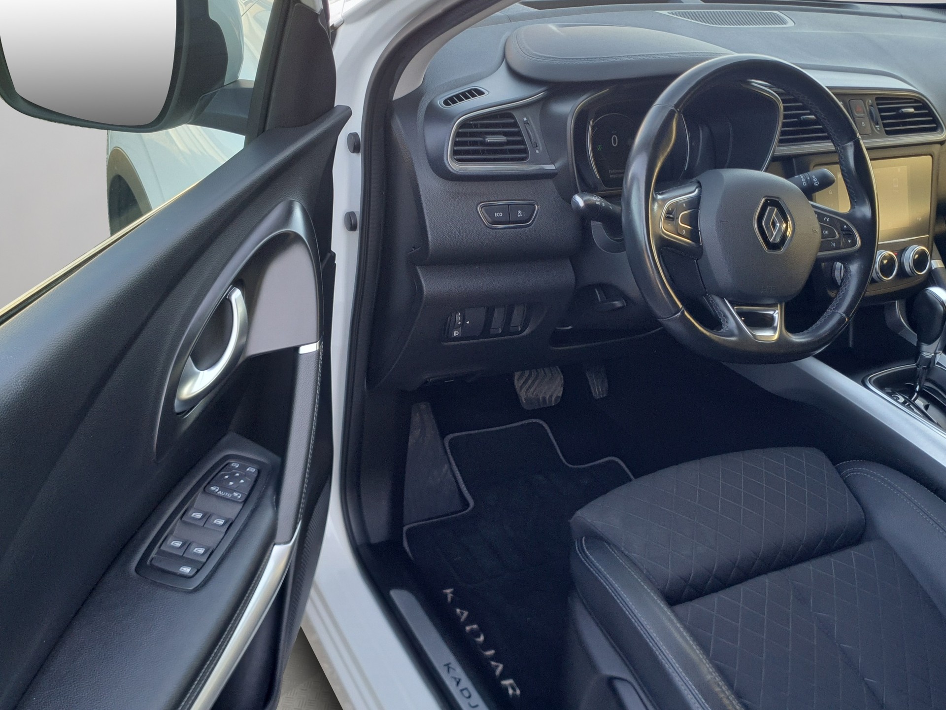 RENAULT Kadjar 1.3 16V Turbo Intens EDC-image-9