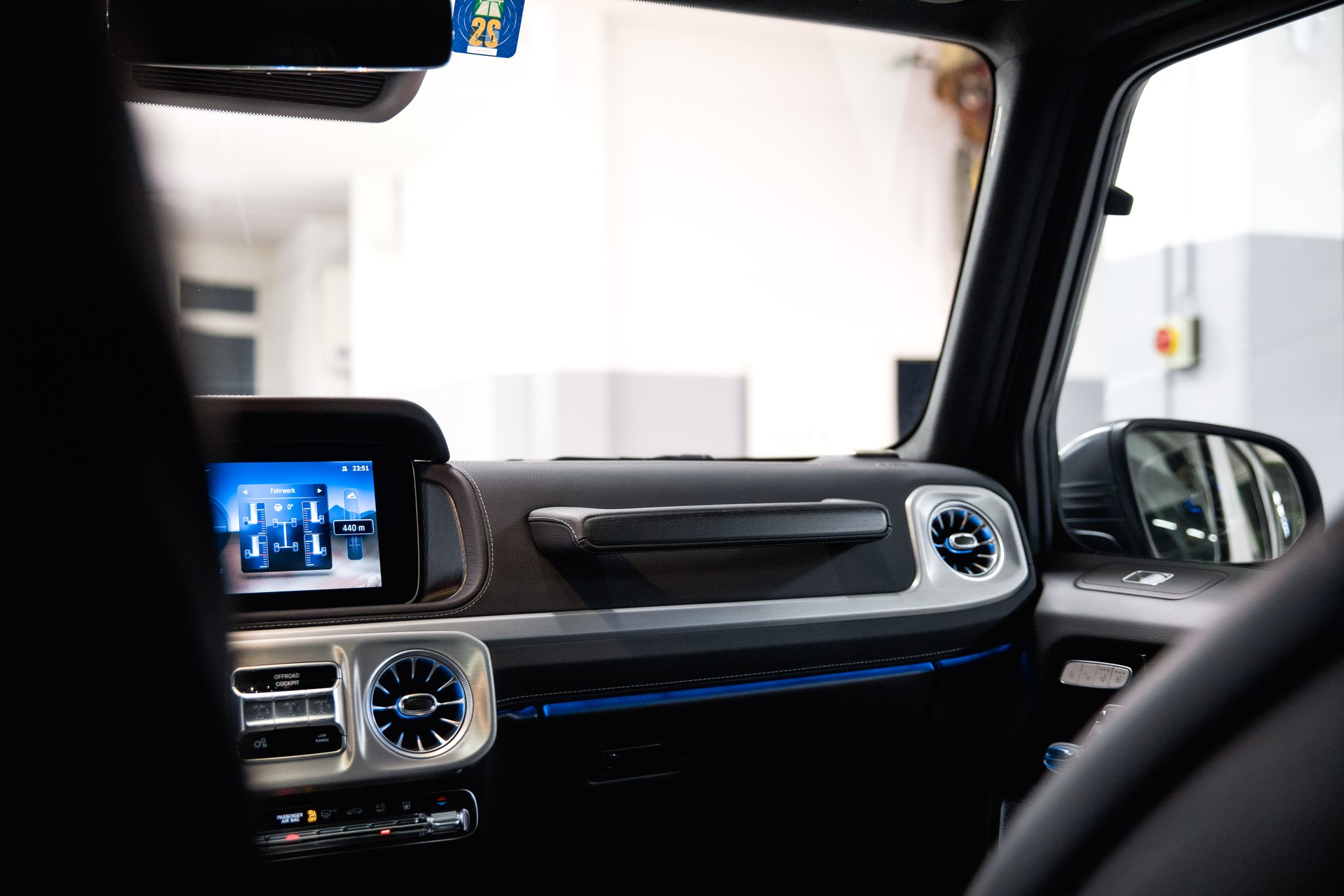 MERCEDES-BENZ G 500 9G-Tronic AMG Line *Facelift*-image-27