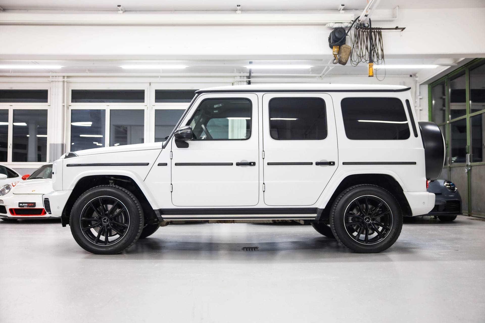 MERCEDES-BENZ G 500 9G-Tronic AMG Line *Facelift*-image-4