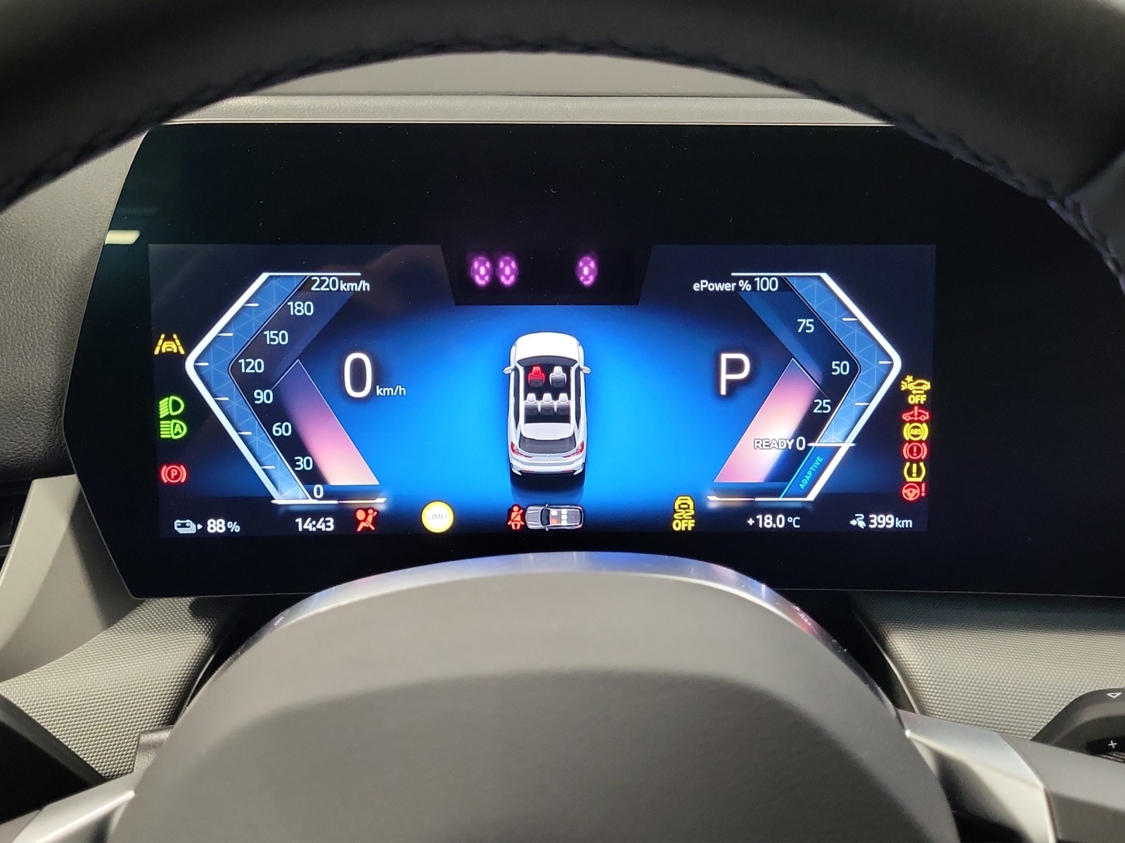 BMW iX1 eDrive 20-image-13