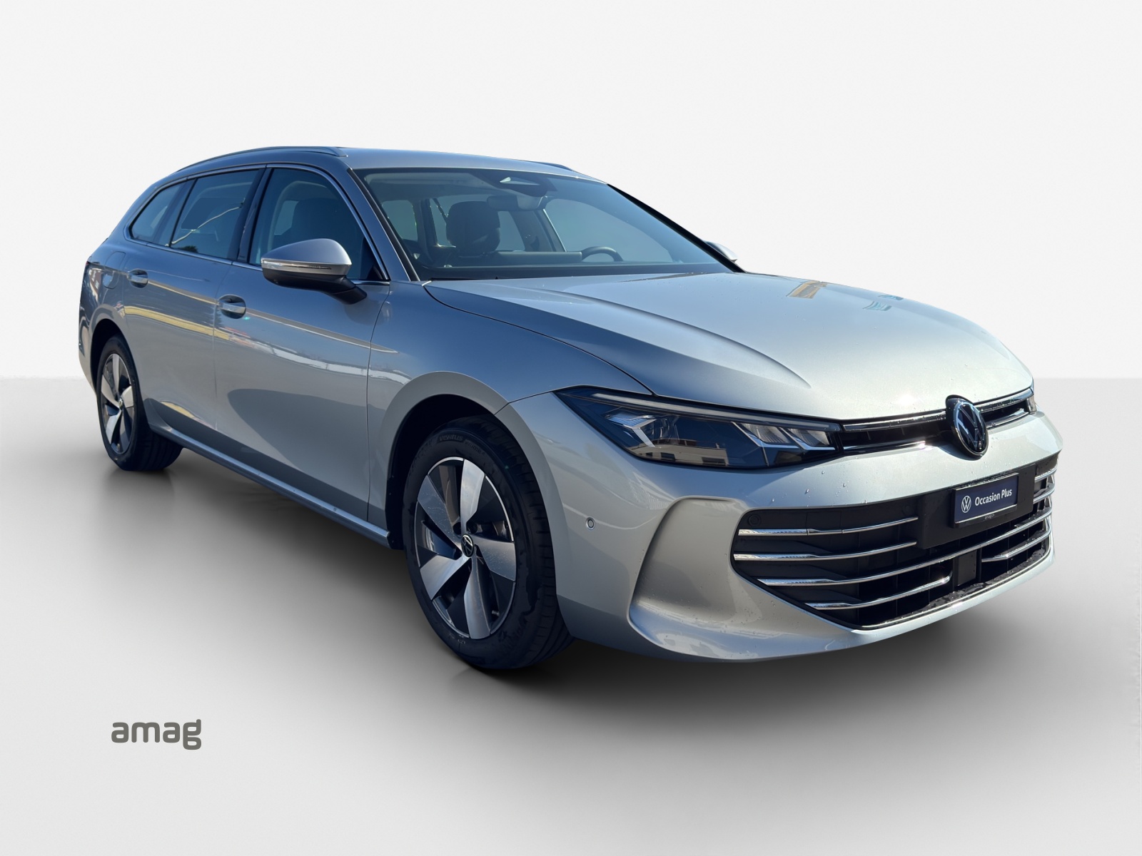VW Passat Variant 1.5 TSI evo2 Plug-In- Hybrid Business DSG-image-5