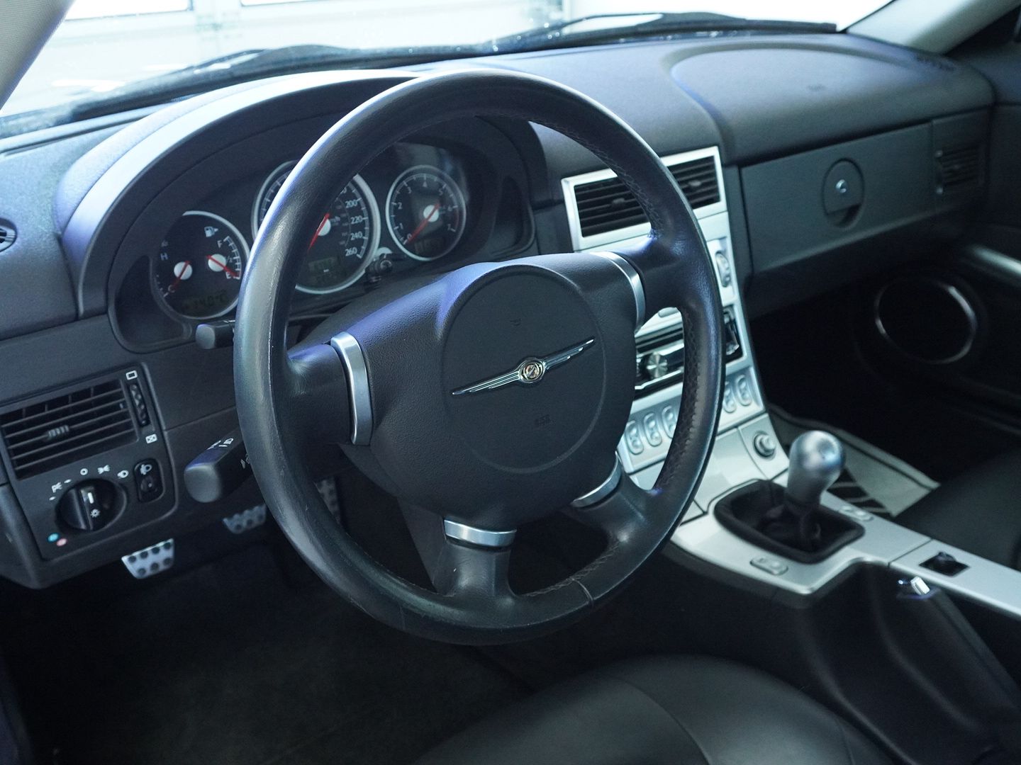 CHRYSLER Crossfire 3.2 V6 (Limited)-showroom-element-2