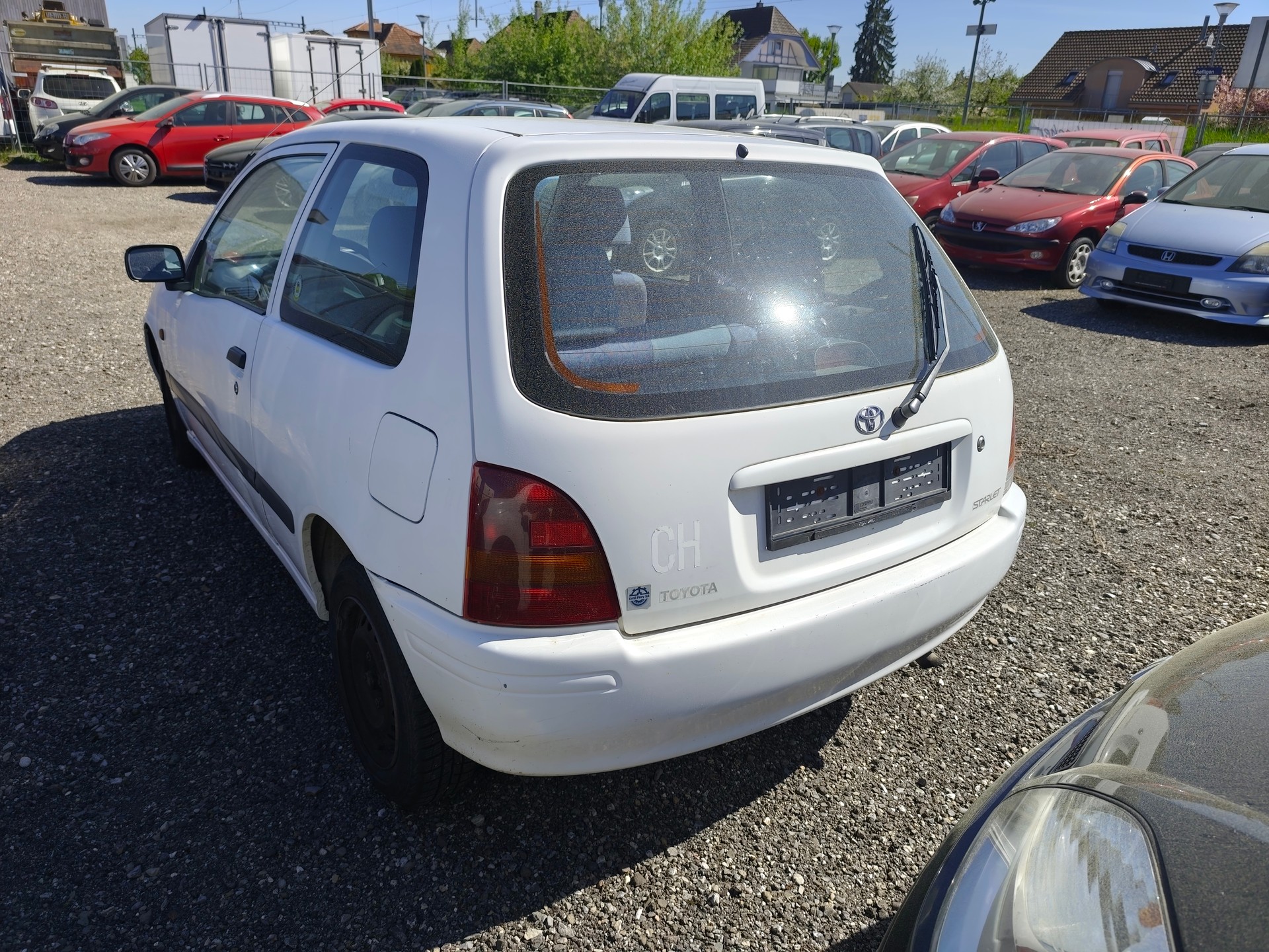 TOYOTA Starlet 1.3 Crystal-image-3