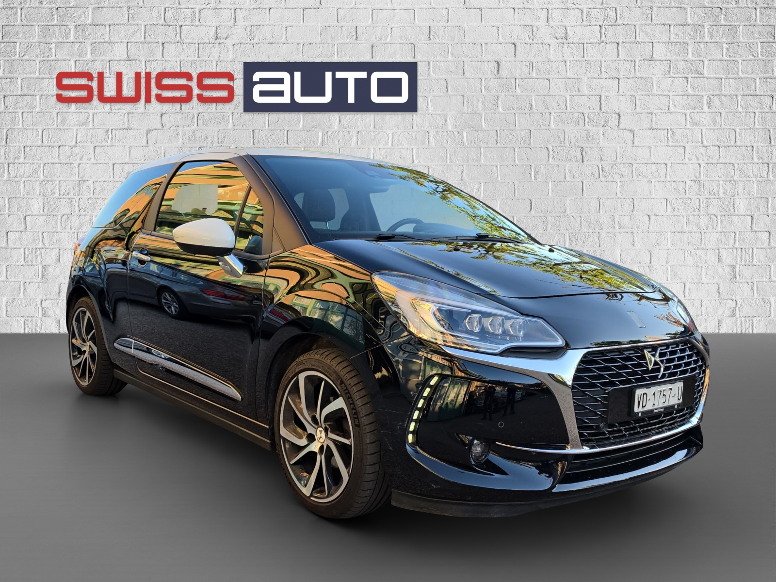 DS AUTOMOBILES DS 3 1.2 PureTech SO Chic-showroom-element-2
