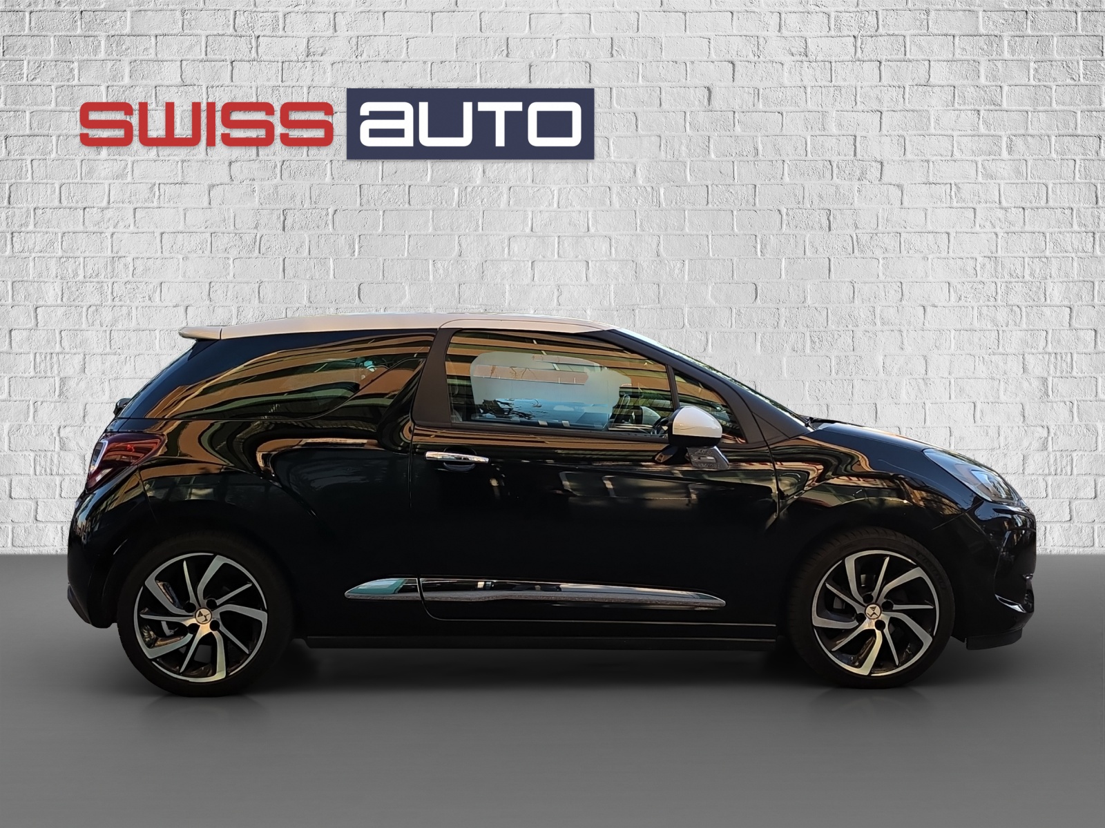 DS AUTOMOBILES DS 3 1.2 PureTech SO Chic-showroom-element-3