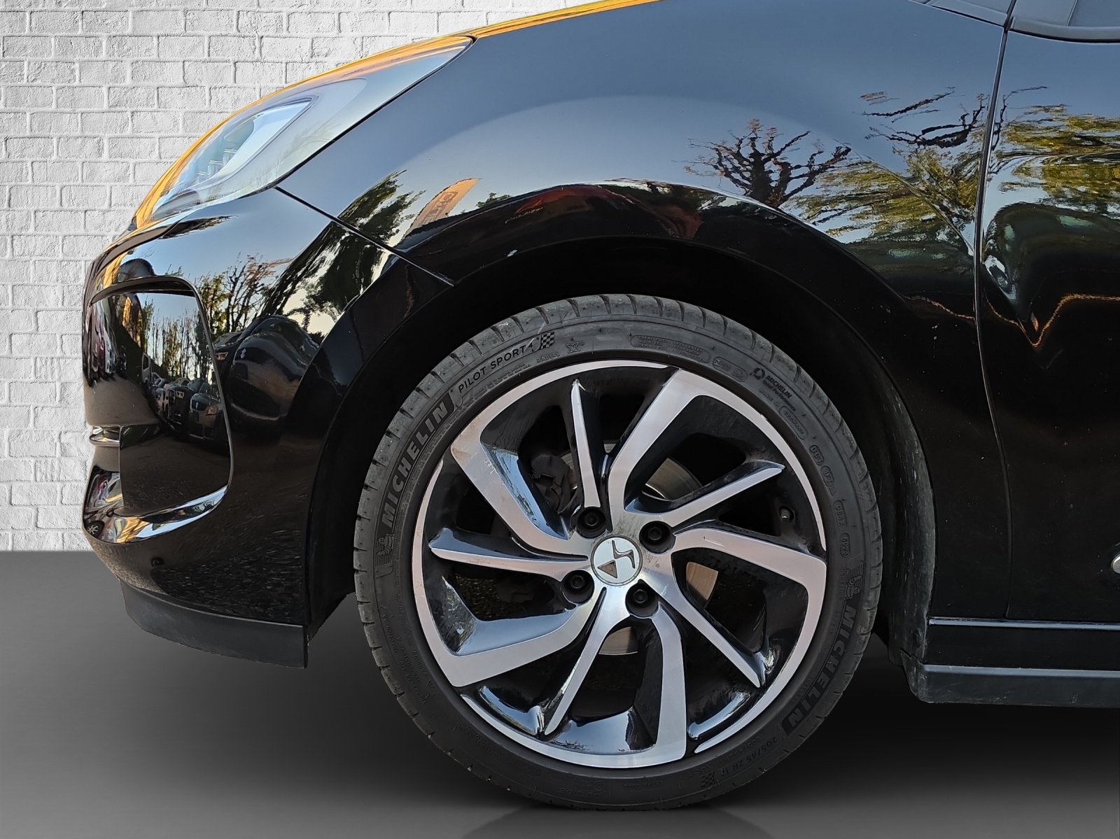 DS AUTOMOBILES DS 3 1.2 PureTech SO Chic-image-17