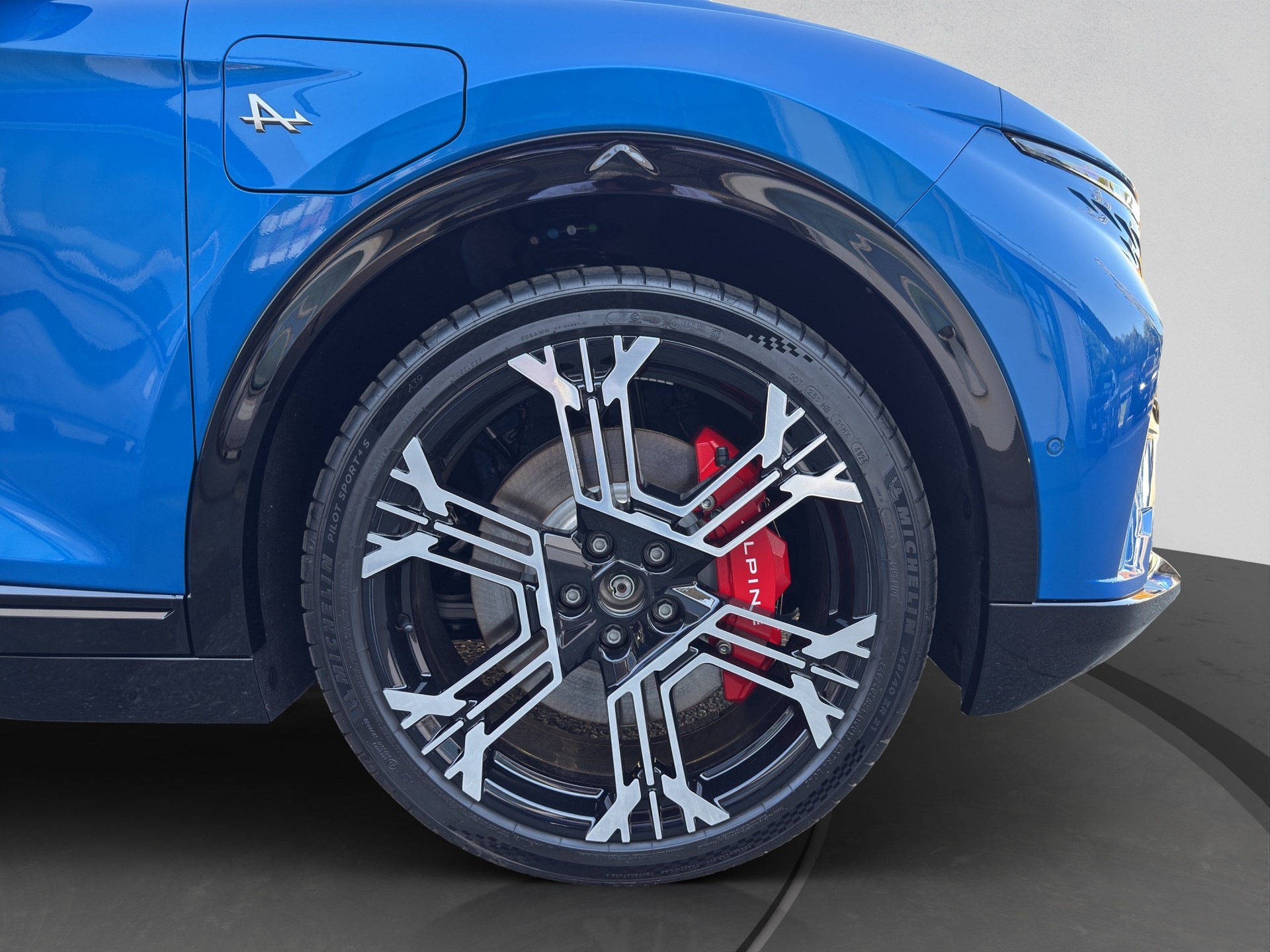 ALPINE GT-image-13
