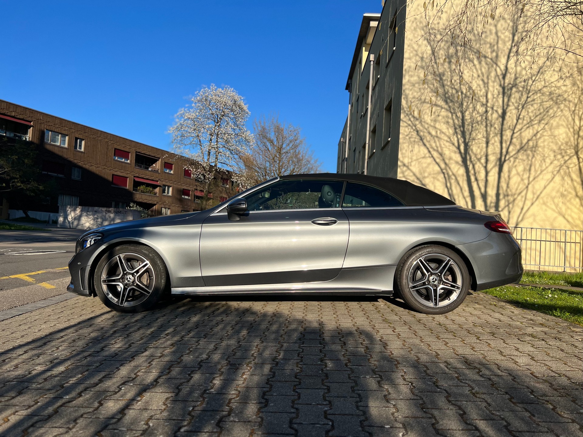 MERCEDES-BENZ C 200 Cabriolet 4Matic 9G-Tronic-showroom-element-3