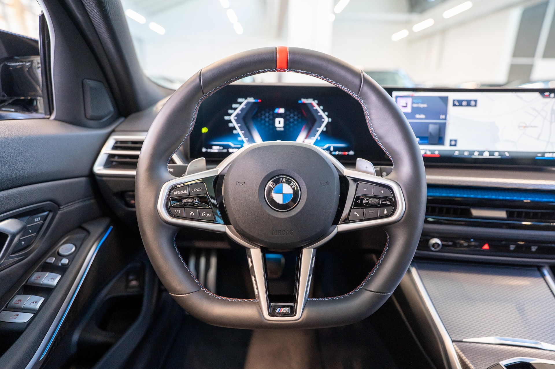 BMW M340d xDrive Touring / M Sport Pro / LCI / Panorama / 360°Kamera / HeadUp-image-18