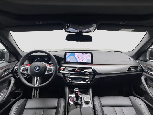 BMW M5 xDrive Competition-image-10