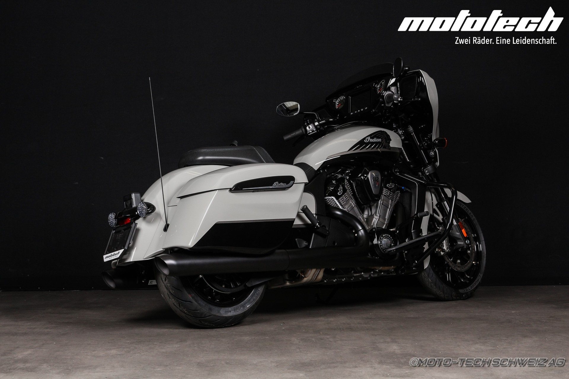 INDIAN Chieftain Dark Horse-image-1
