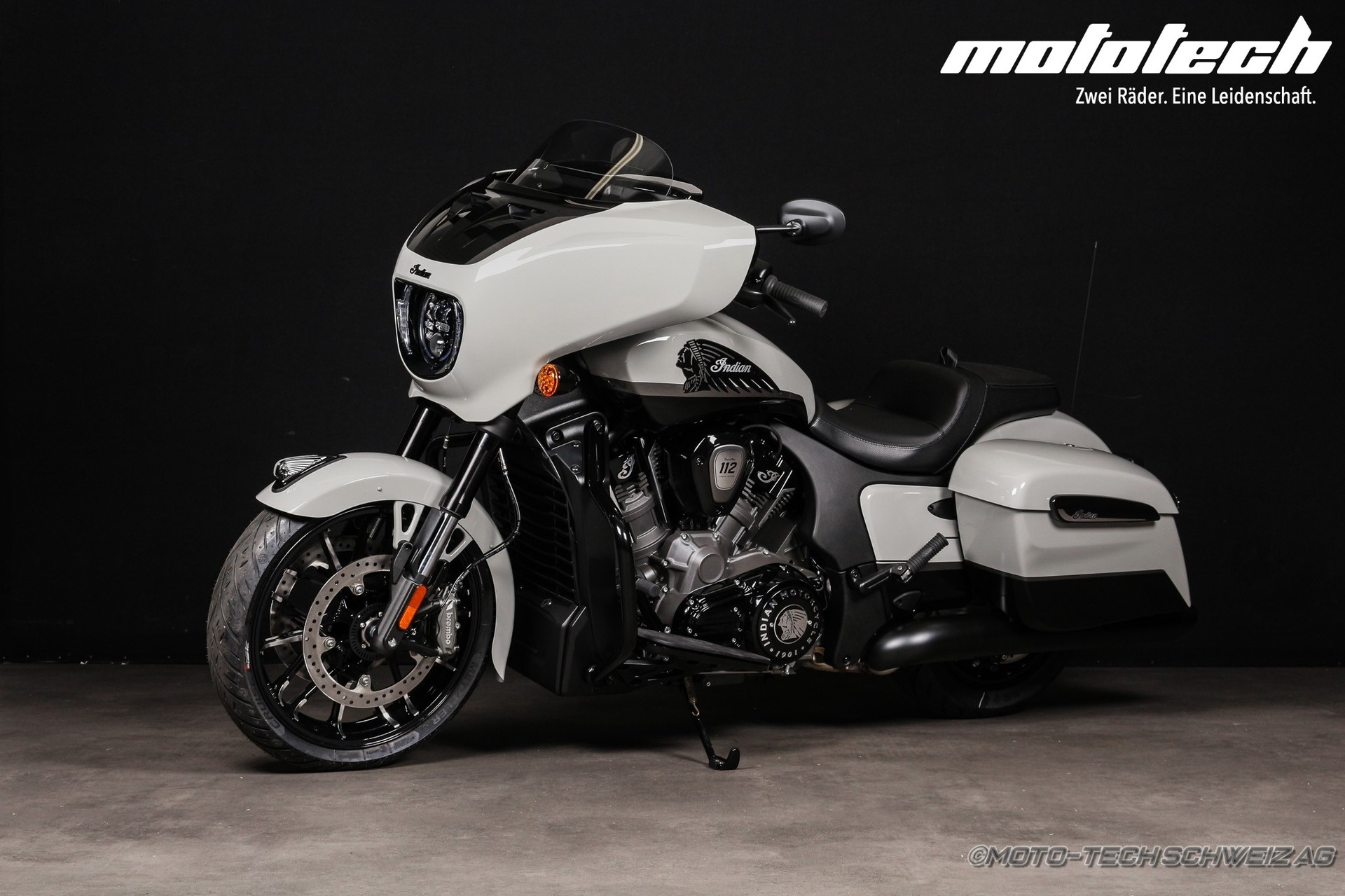 INDIAN Chieftain Dark Horse-image-4