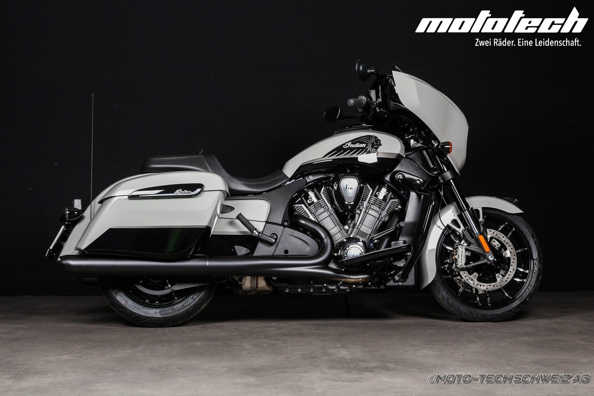 INDIAN Chieftain Dark Horse-image-0