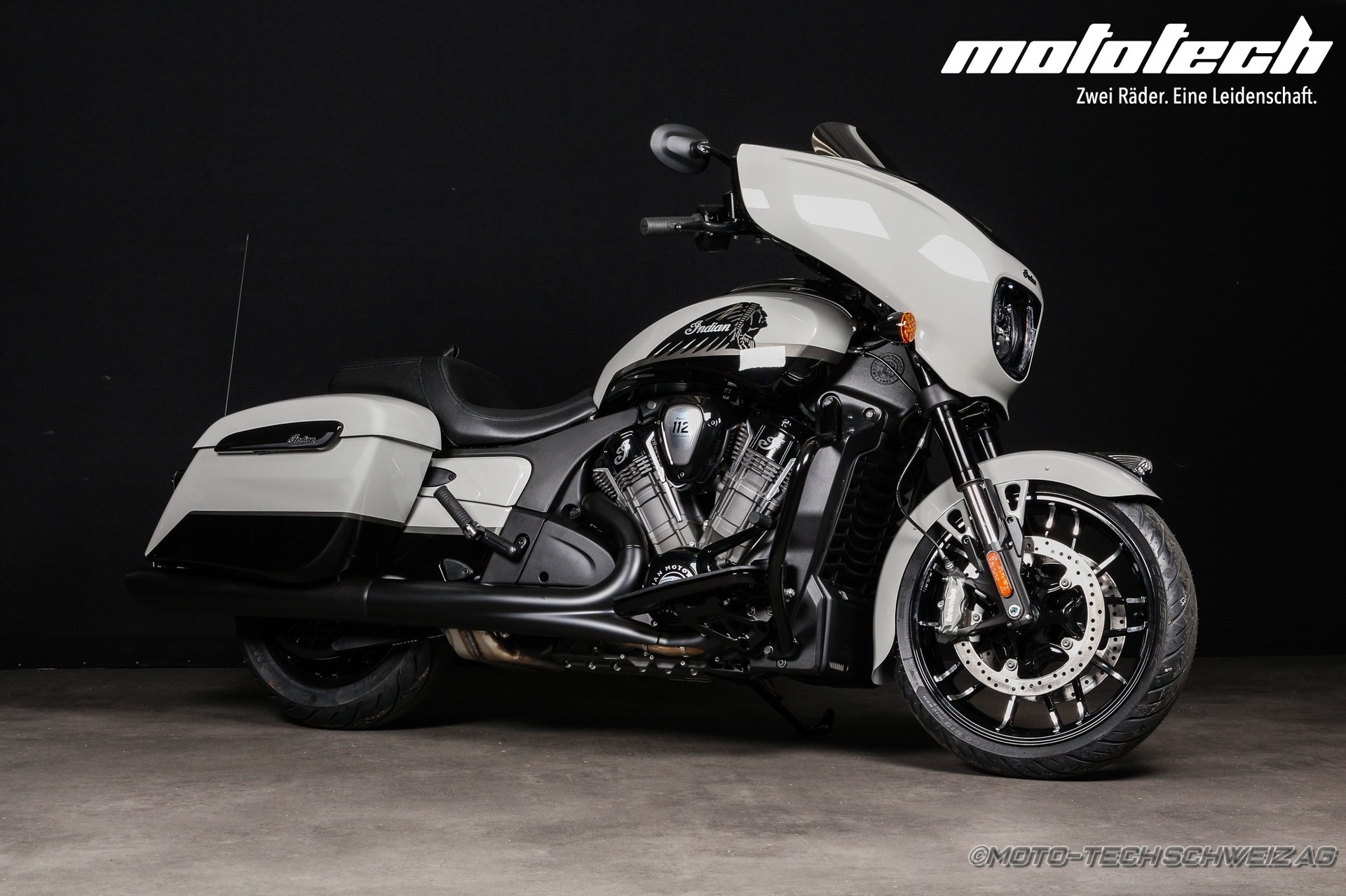 INDIAN Chieftain Dark Horse-image-5