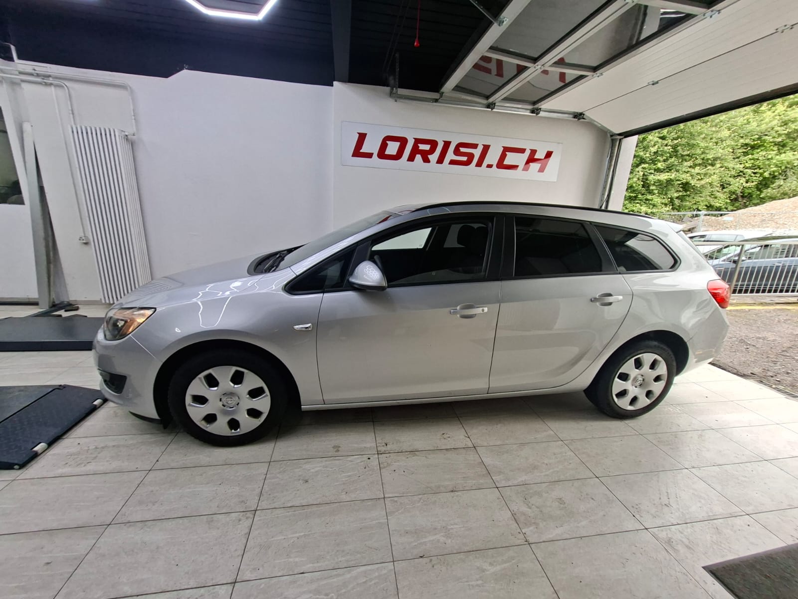 OPEL Astra SportsTourer 1.4i 16V Turbo-image-7