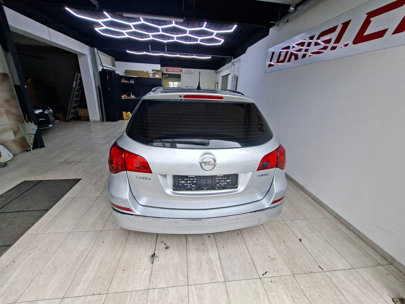 OPEL Astra SportsTourer 1.4i 16V Turbo-showroom-element-3