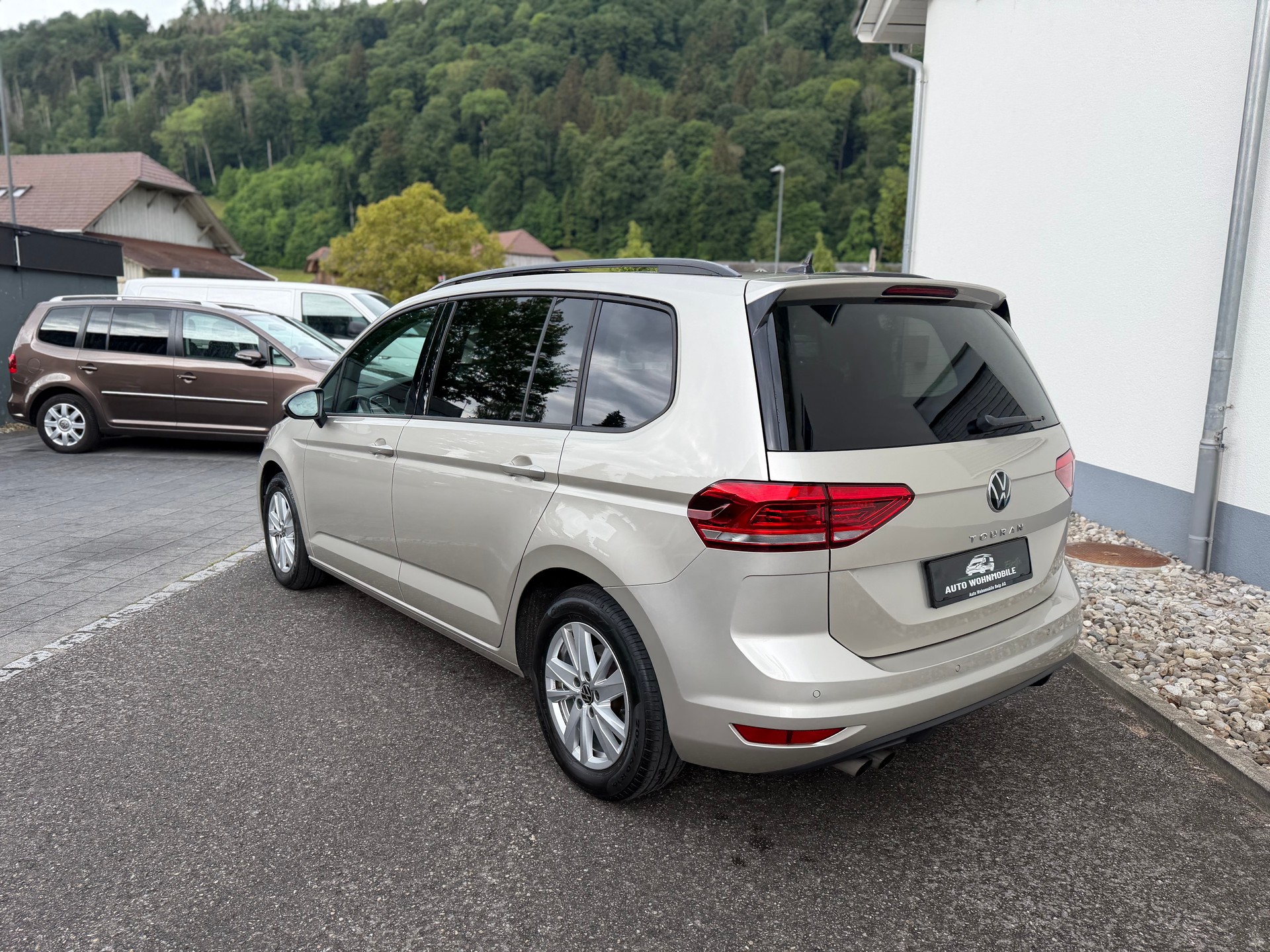 VW Touran 2.0 TDI BlueMotion Technology Comfortline DSG-image-14