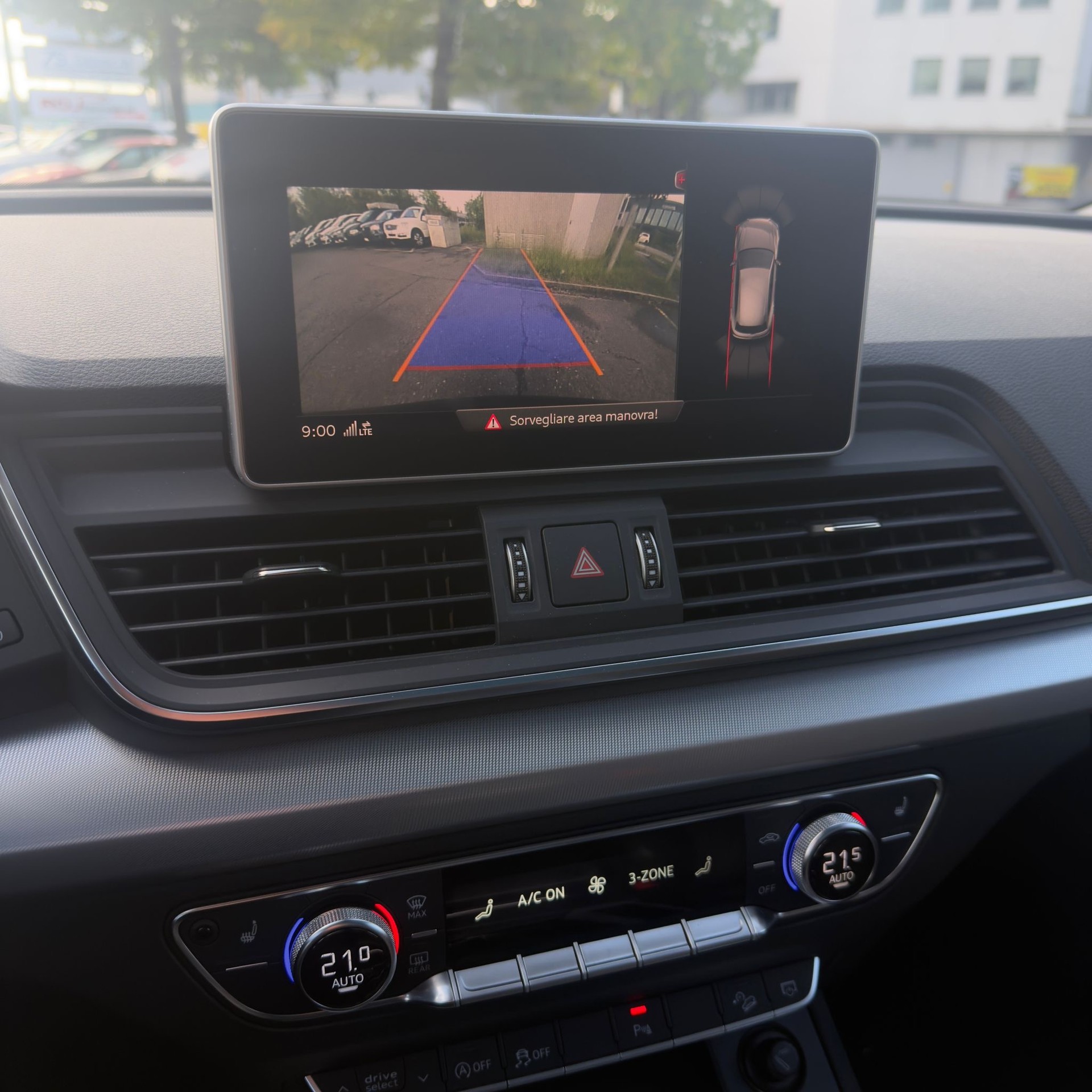 AUDI Q5 2.0 TDI sport quattro S-tronic-image-8