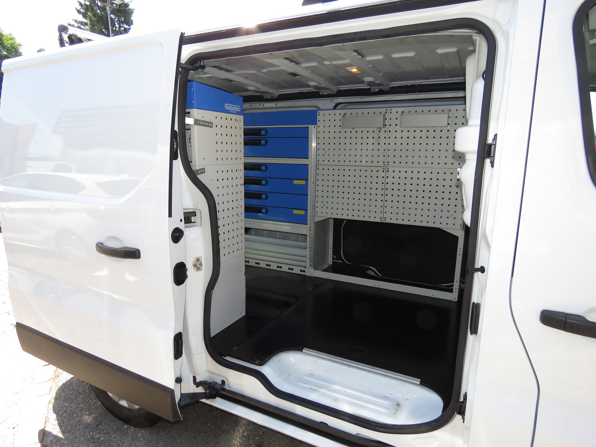 NISSAN NV300 dCi 95 2.7 L1H1 Comfort-image-10