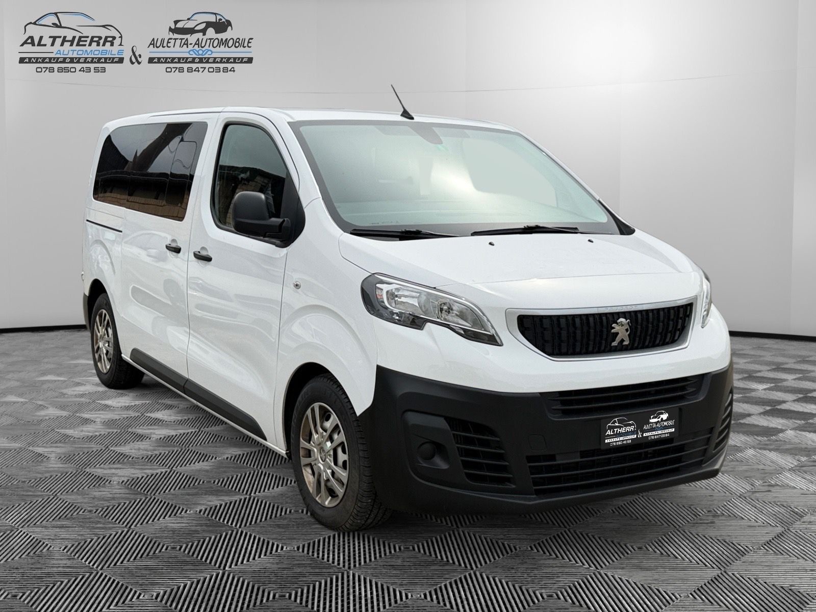 PEUGEOT Traveller 2.0 BlueHDi Allure Standard-showroom-element-2