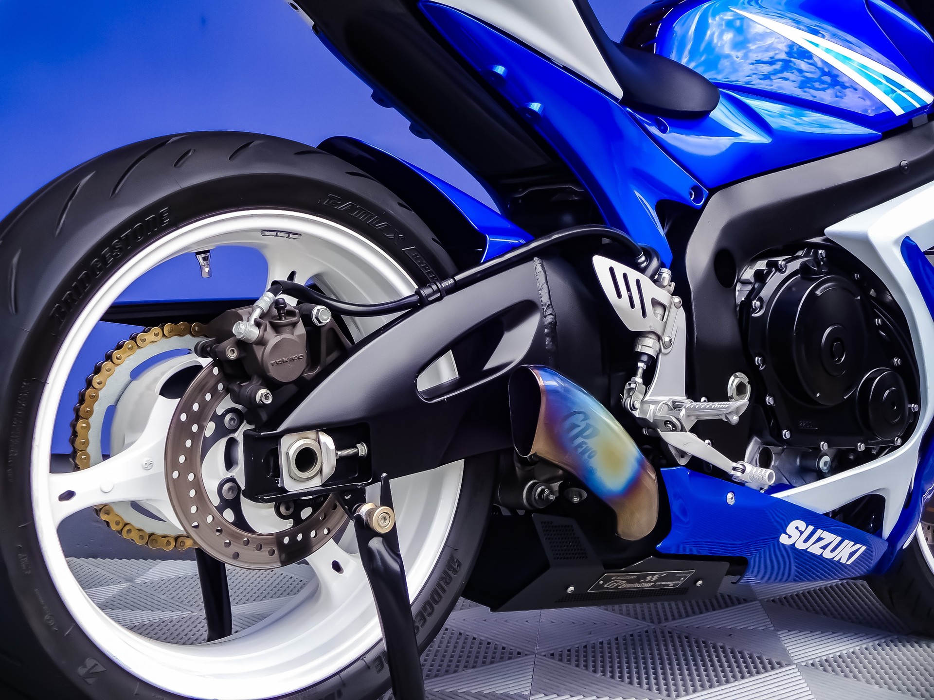 SUZUKI GSX-R 750 K6-image-8