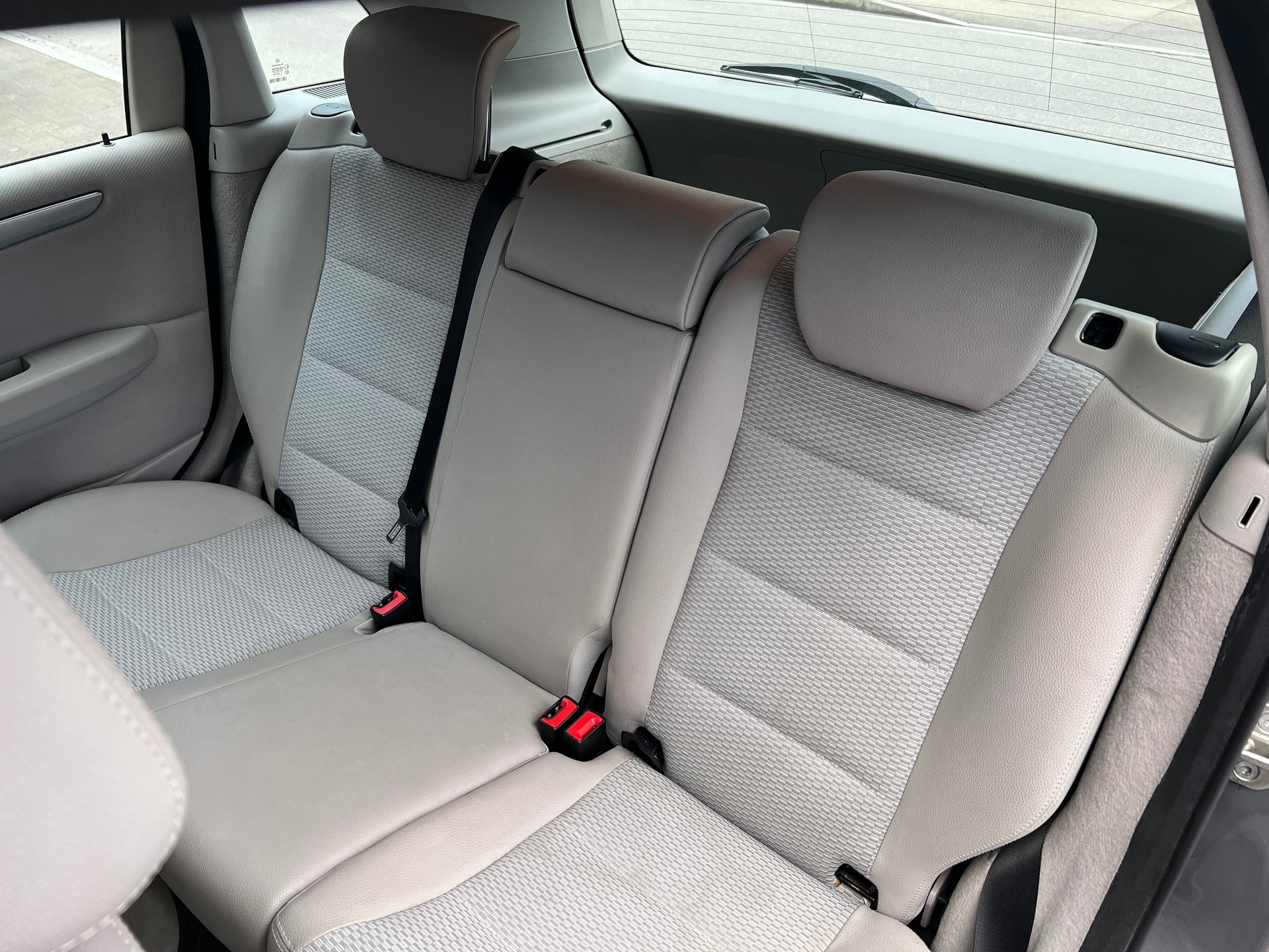 MERCEDES-BENZ B 200 Autotronic-image-8