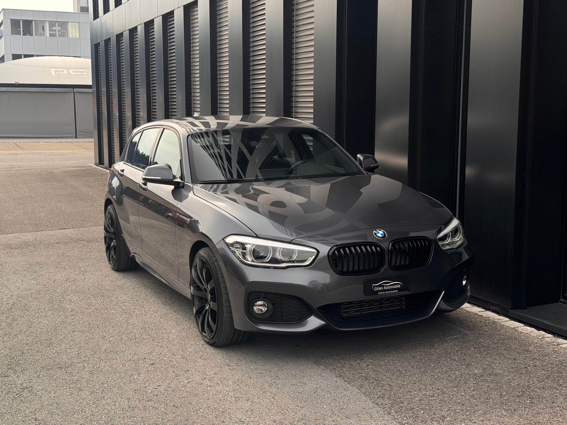 BMW 120d xDrive M Sport Steptronic-image-7